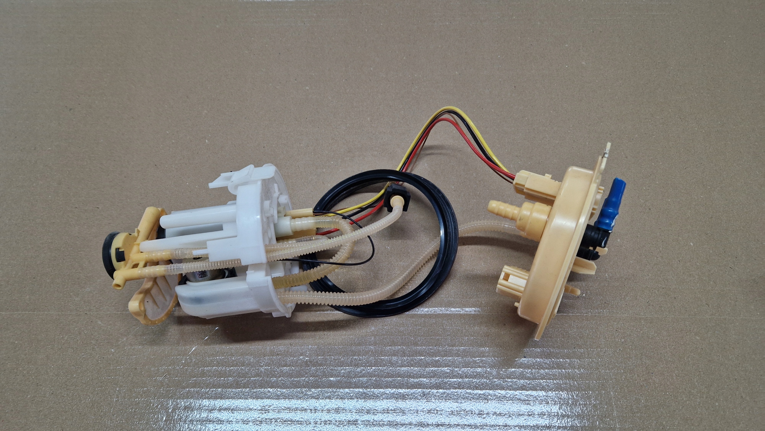 feed pump tanks 80A919088 as new VW AUDI