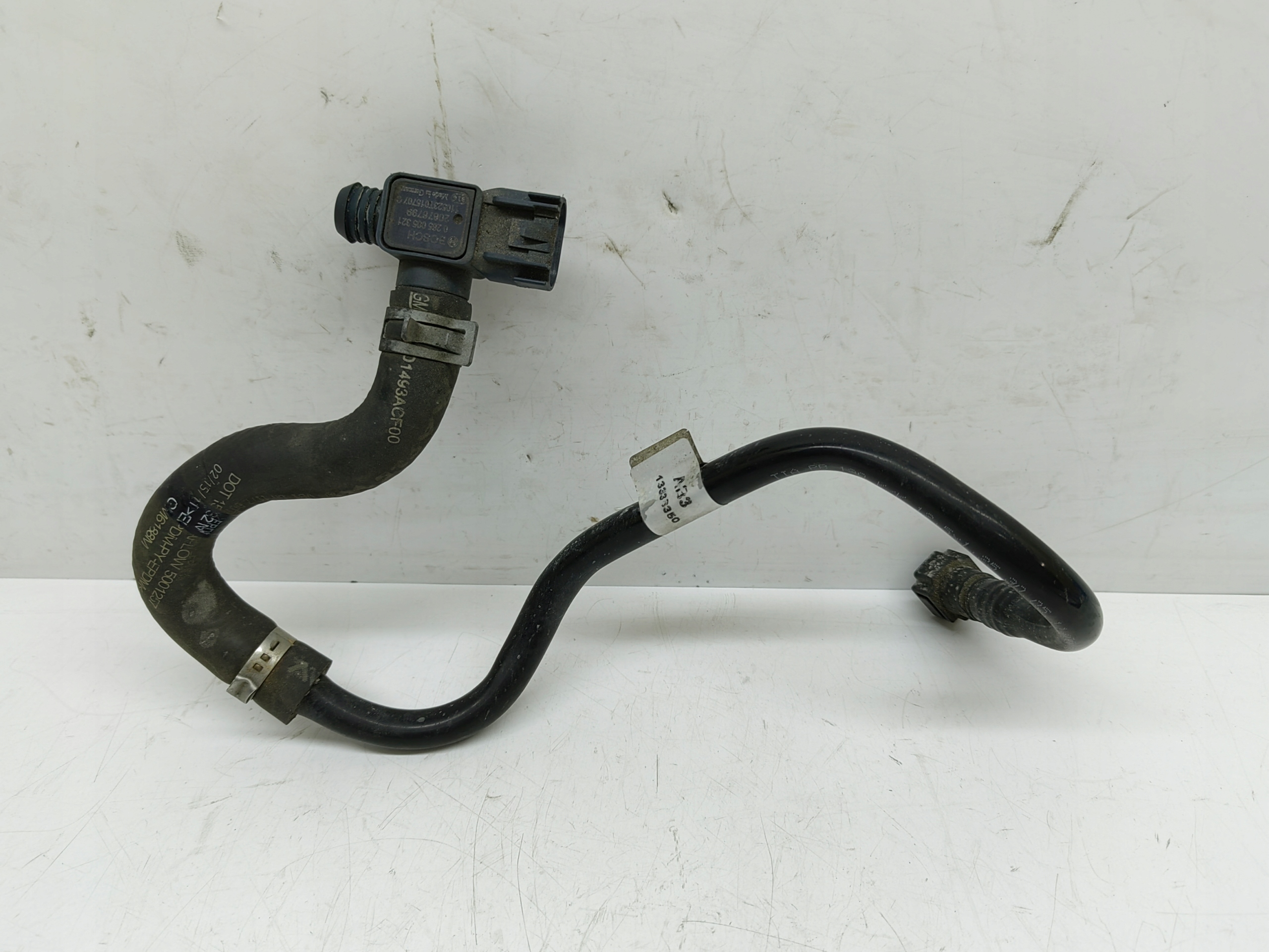 13336350 - OPEL ASTRA J 1.6 T ВАКУУМНИЙ ШЛАНГ СЕРВОПРИВОДУ