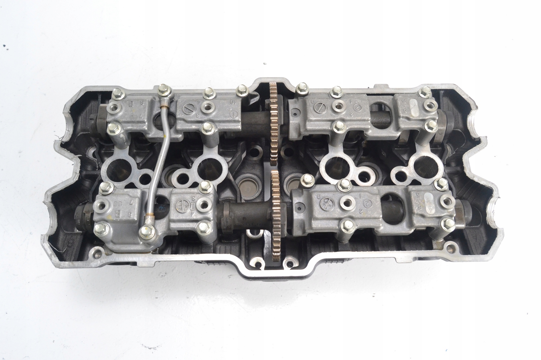 Головка двигателя SUZUKI GSX 1250 FA