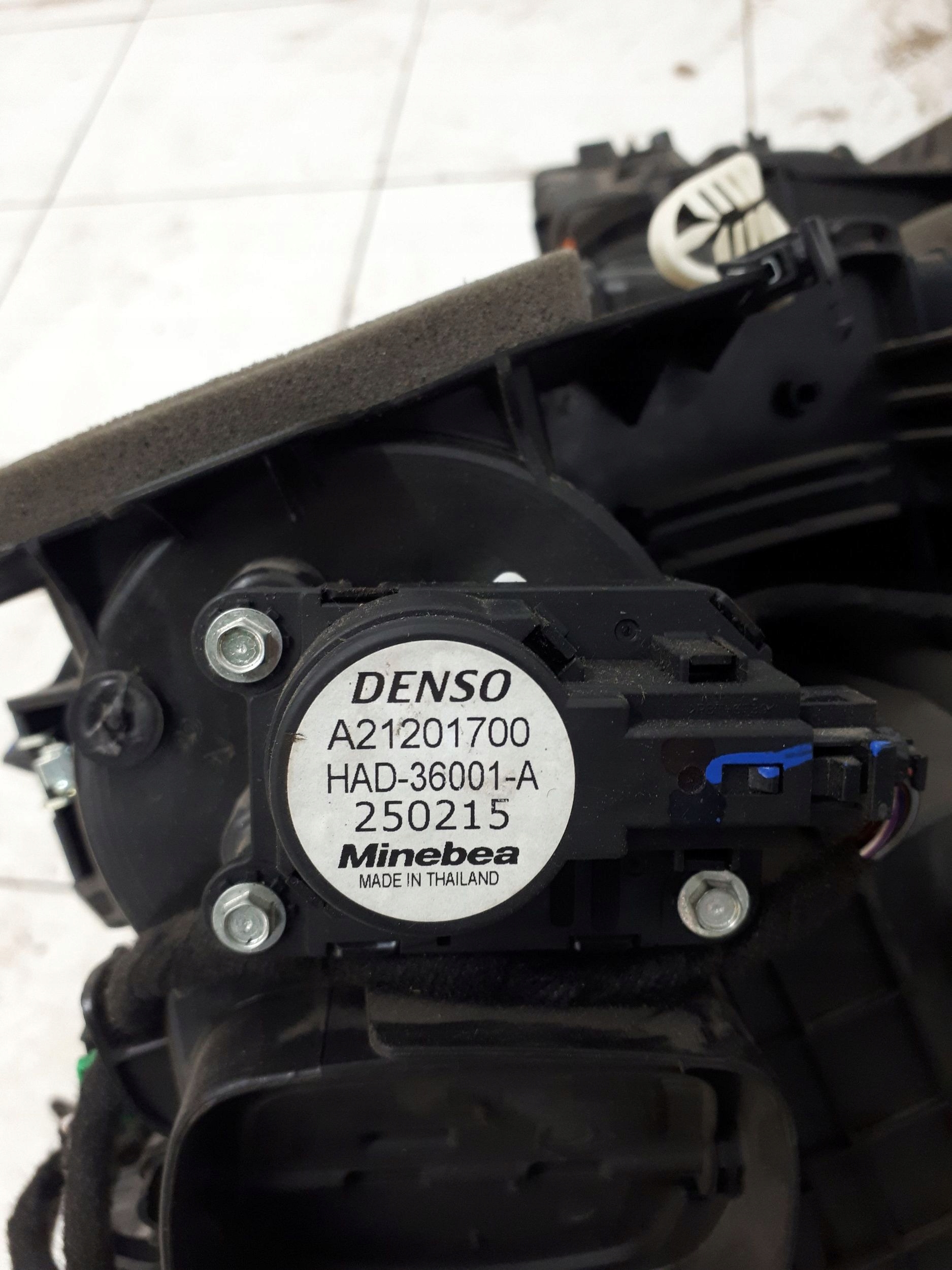 2016 renault MASTER III Группа нагреватель 272700034R