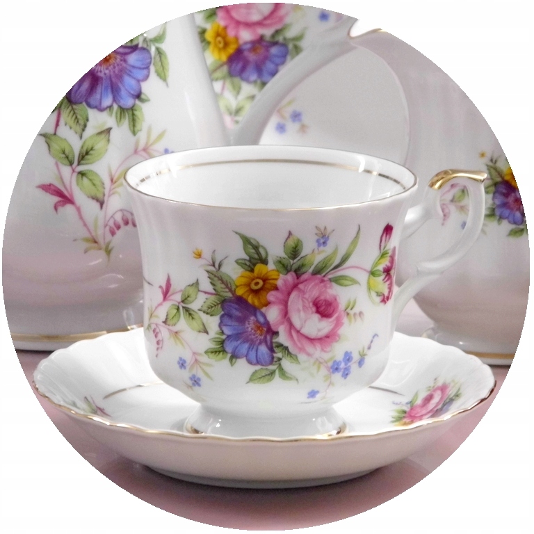 

096 Filiżanka Ze Spodkiem Iwona Chodzież Porcelana