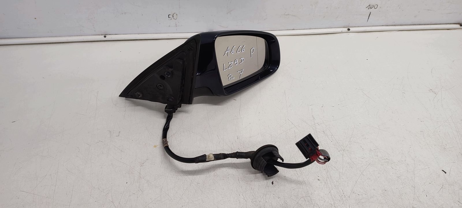 rétroviseur droit 7pin Audi A6 C6 berline LZ9D