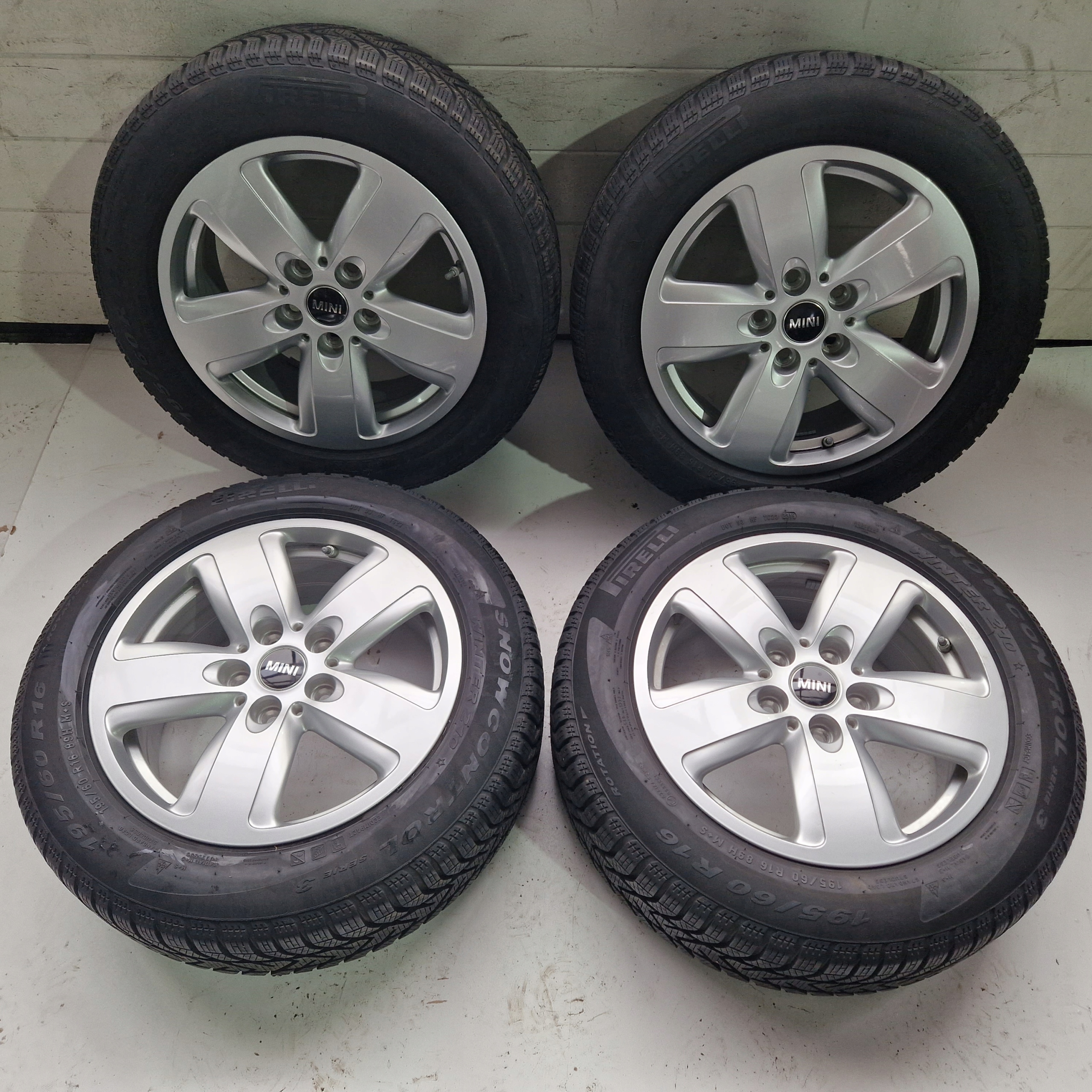 MINI CLUBMAN F54 5x112 1950r16 Et47