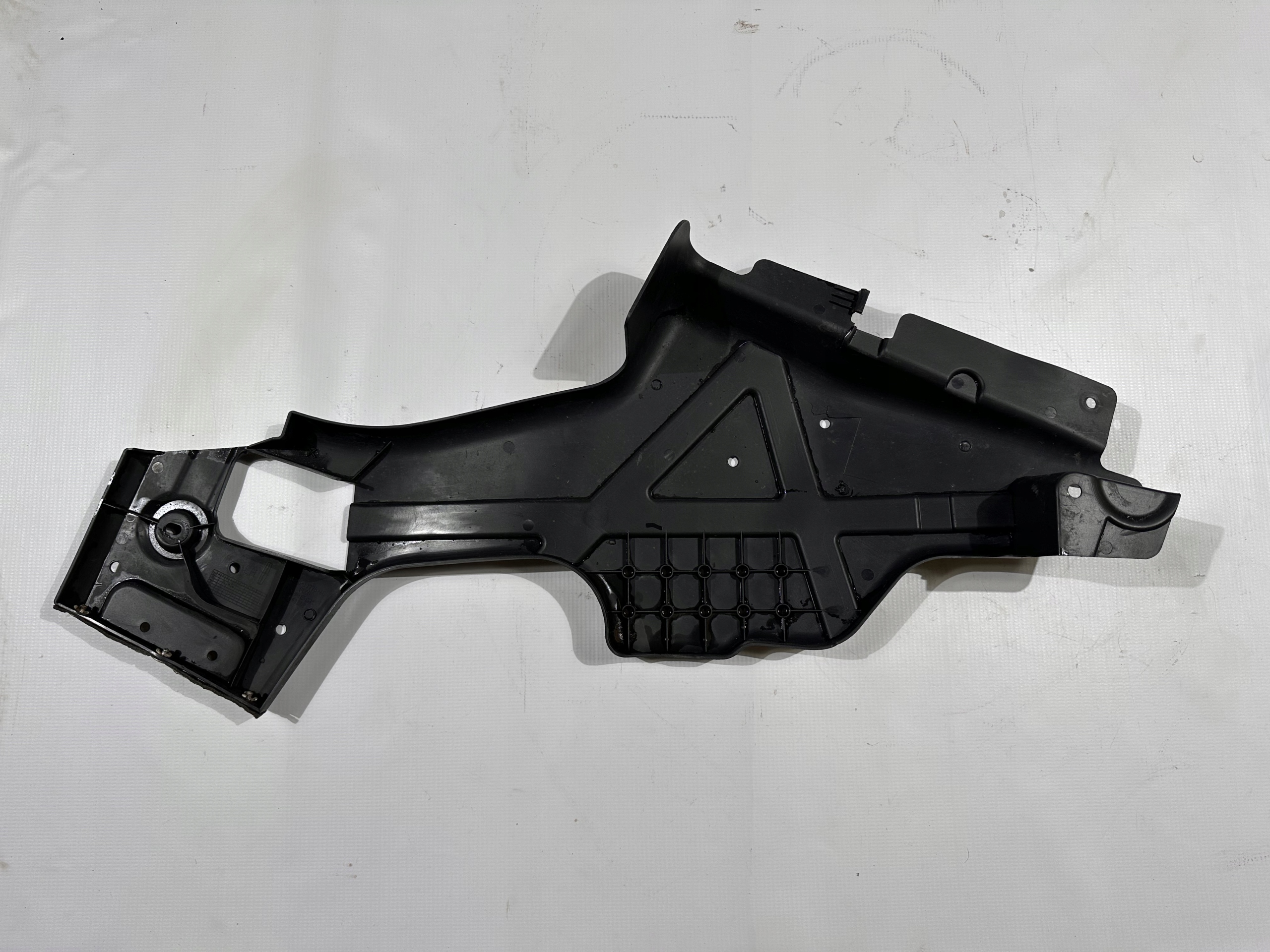 cover rear part rear covers holder left right Lincoln Continental 2017+