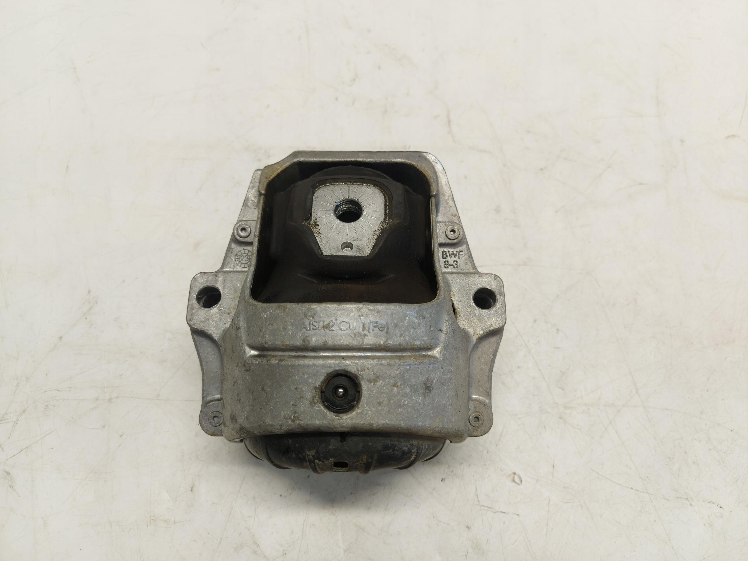 Porsche Macan II LIFT holder engine mount right 8R0199381