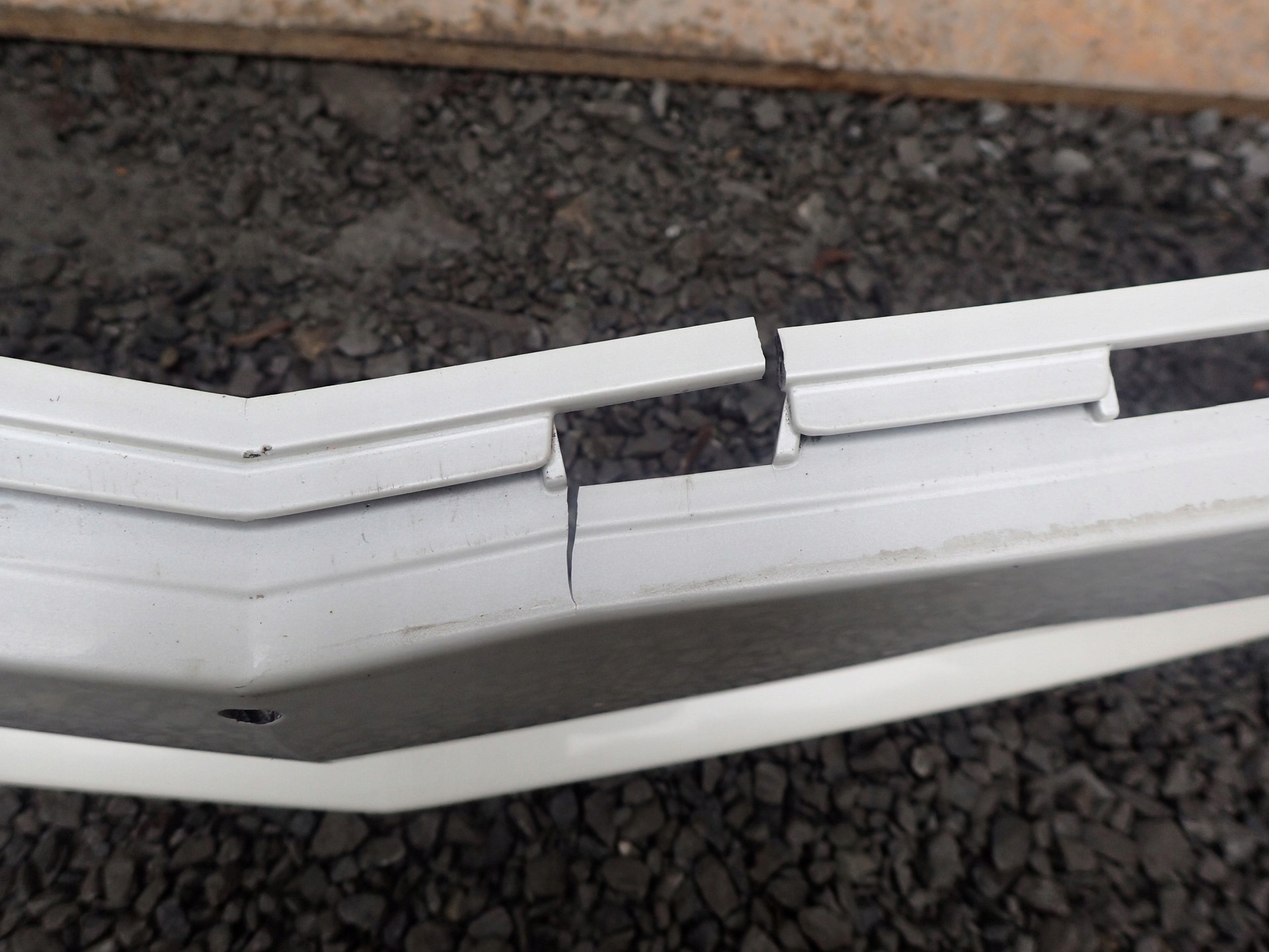 bumper front MERCEDES E KLASA COUPE 207 LIFT 13