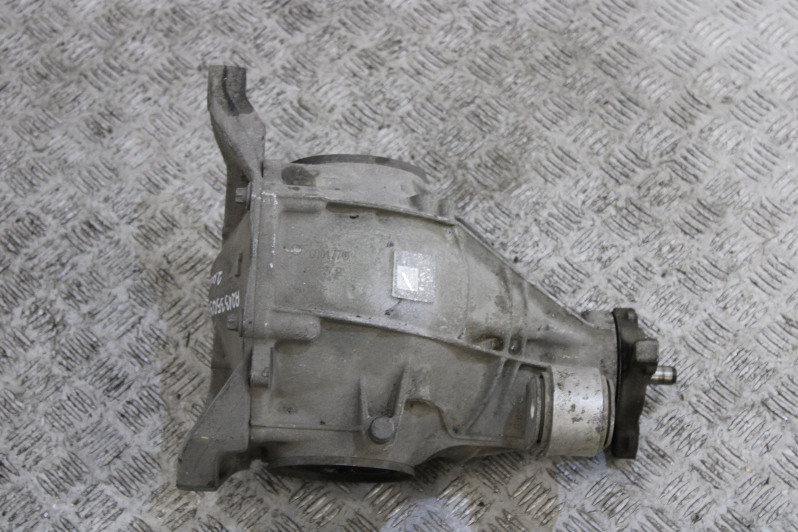 differential diff rear part MERCEDES E-KLASA W213 AMG A2133503512