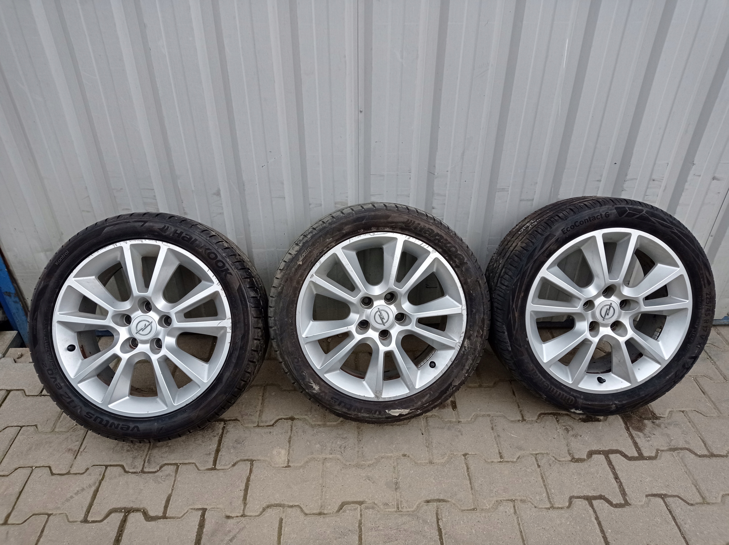 OPEL ZAFIRA B KOŁO FELGA ALUMINIOWA 17 13120652