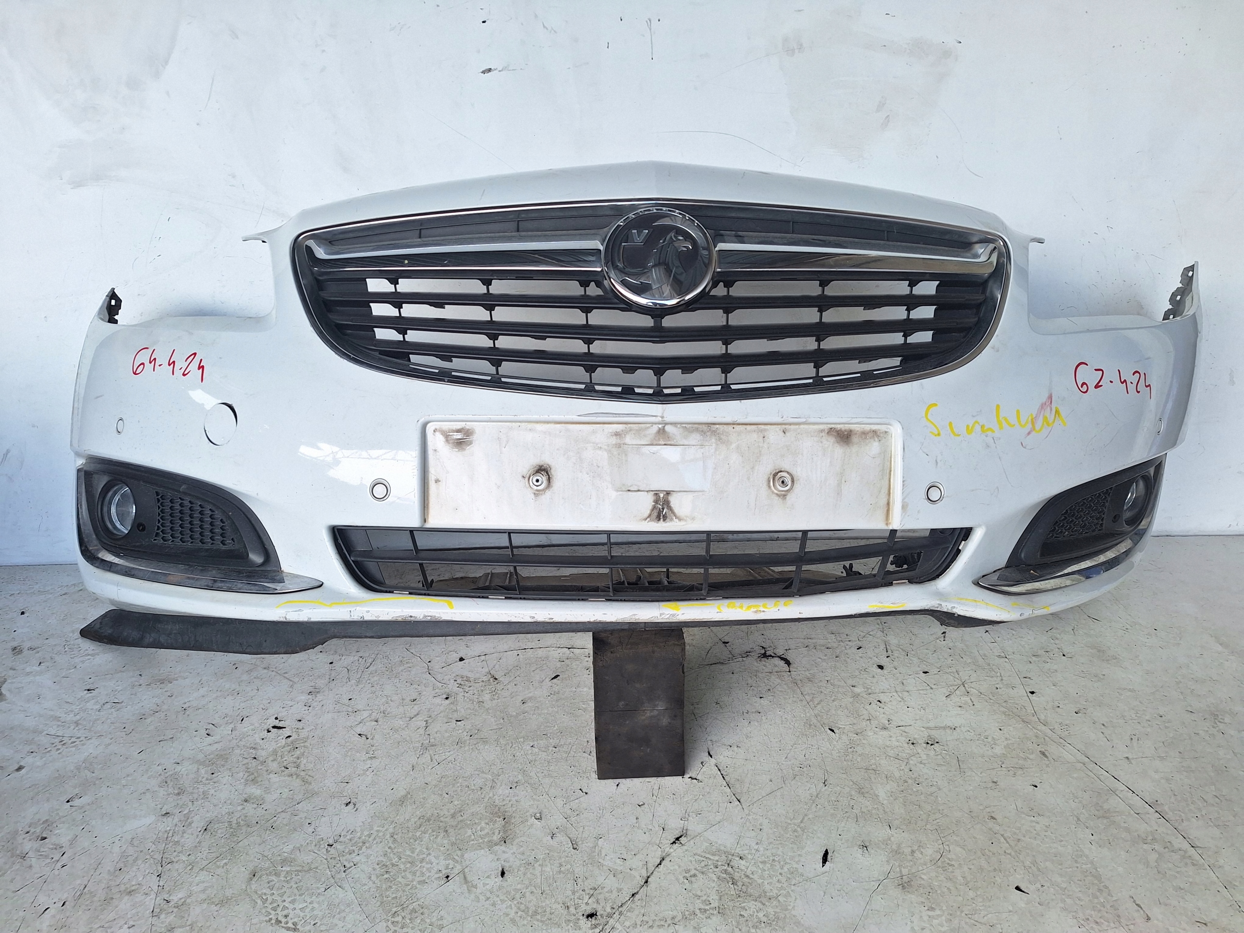 OPEL INSIGNIA A LIFT 13-17 bumper + PDC