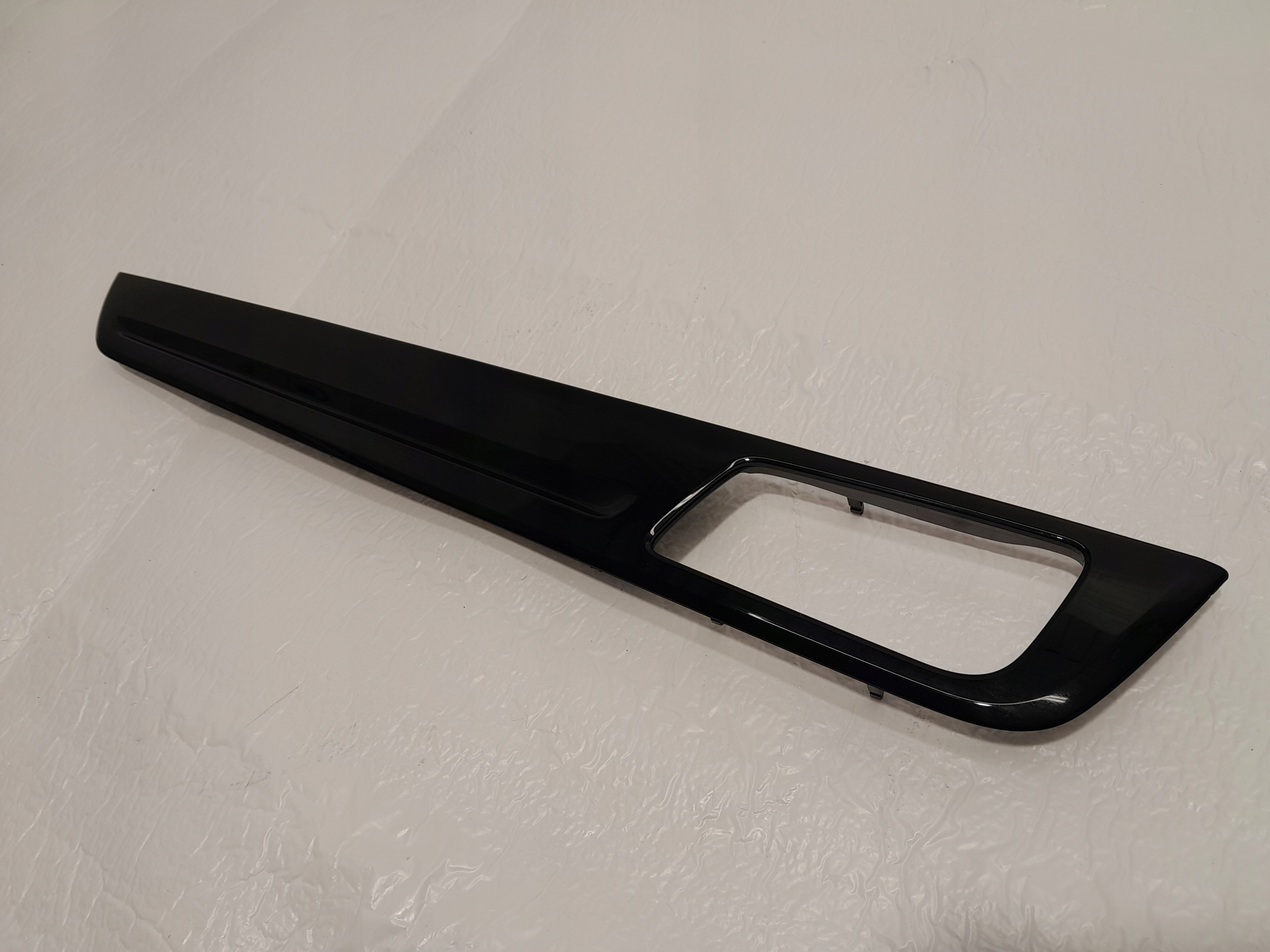 PORSCHE CAYENNE 9Y moulding DEKOR door left 9Y0867101