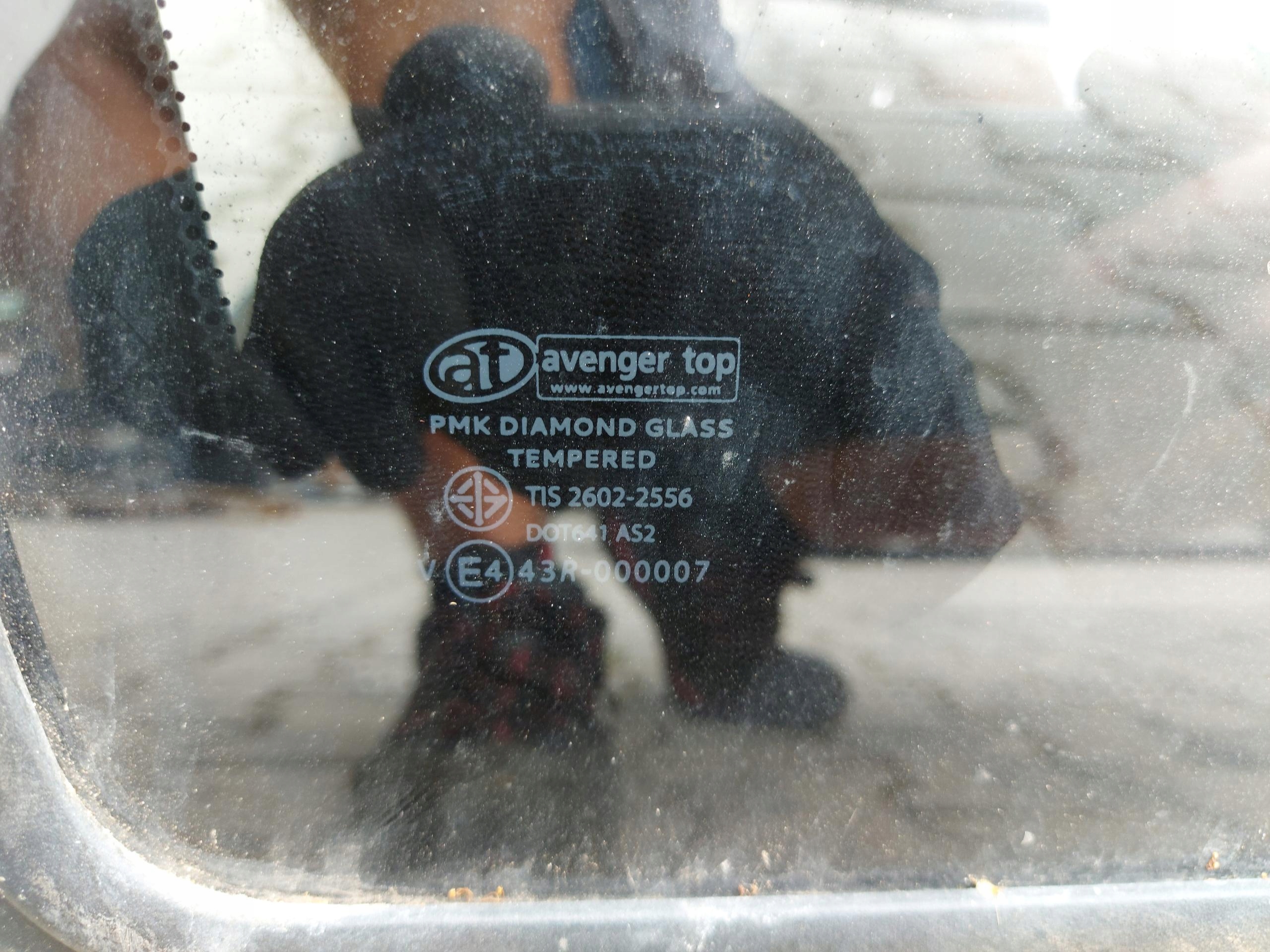 FORD RANGER IV zabudowa hardtop window damaged