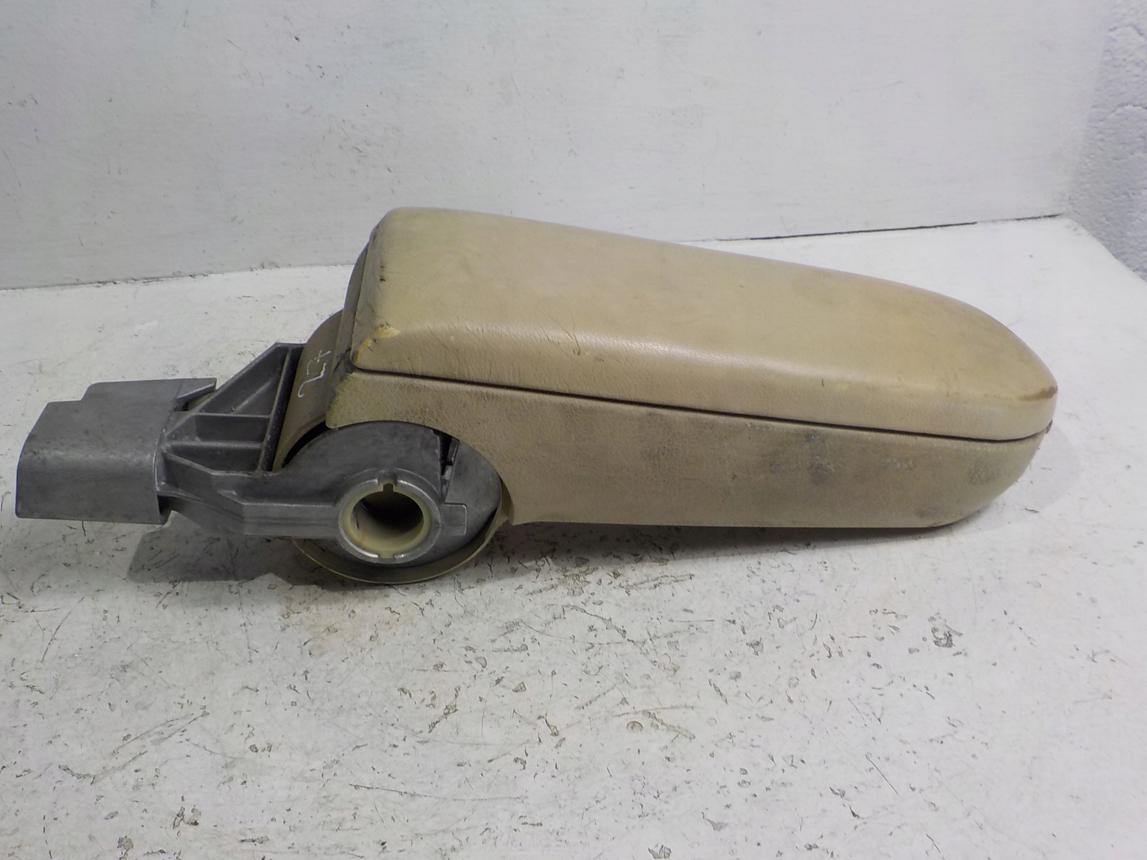 VW NEW BEETLE armrest passenger compartment 1C0864206
