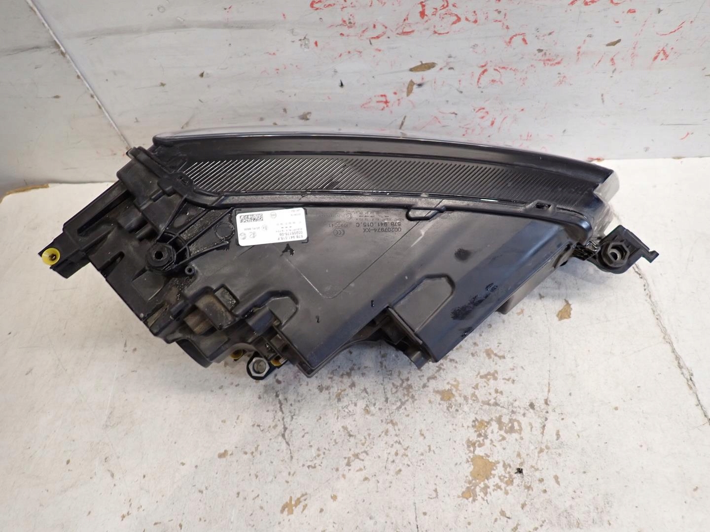 light front front left SKODA KAROQ 2017- FULL LED 57B941015F