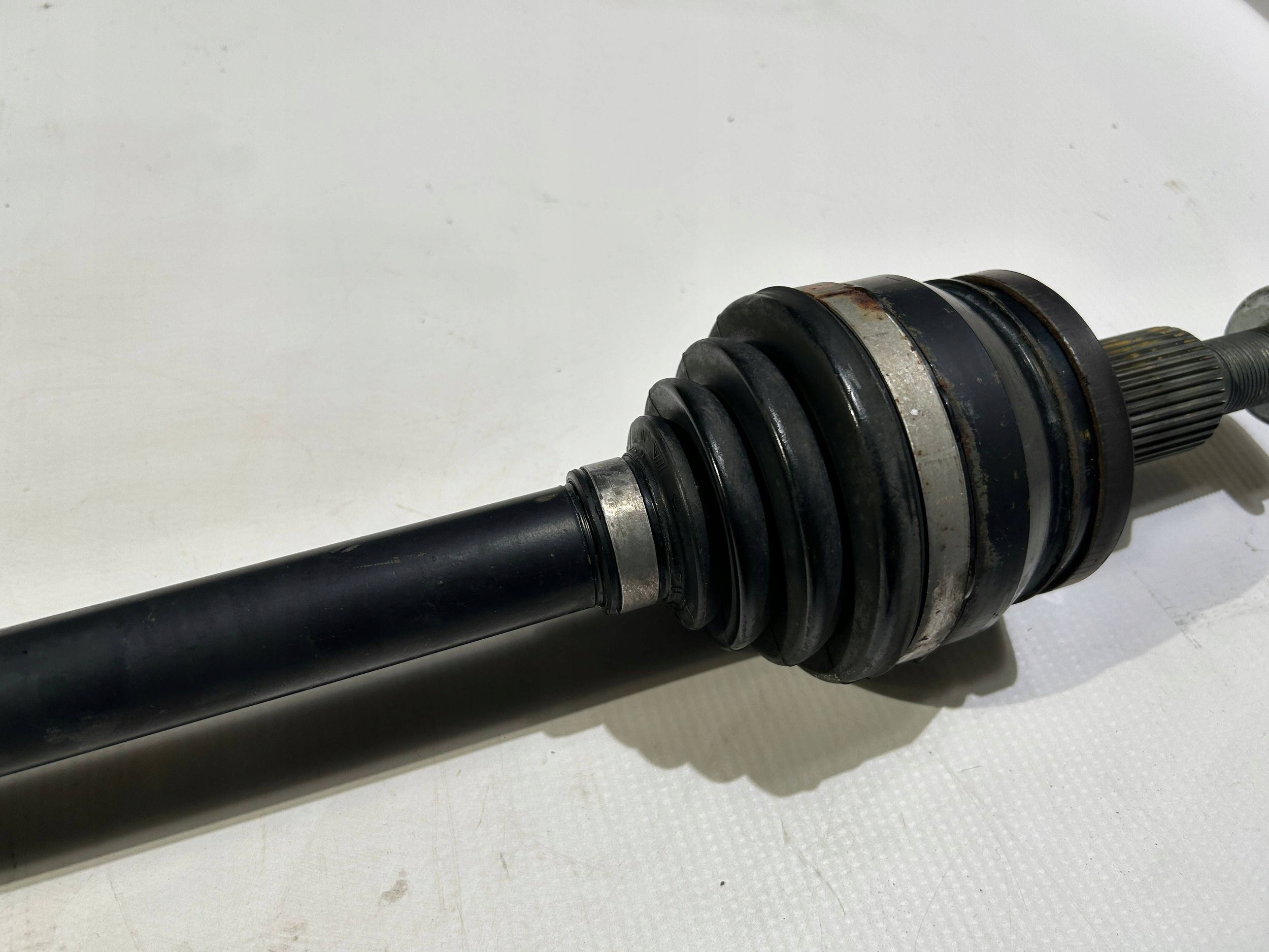 semi-axis rear part rear right left Dodge Challenger 2015