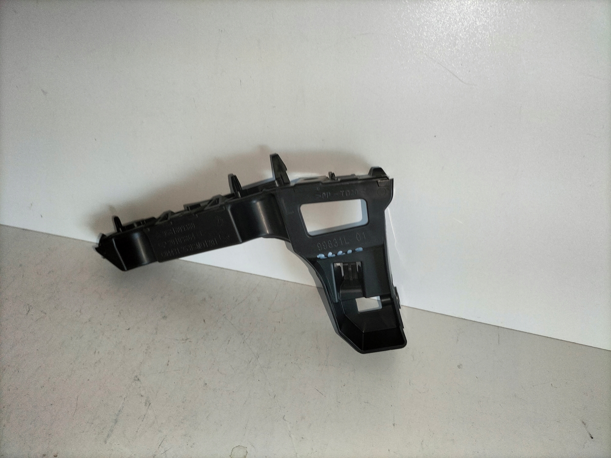 SUPPORT SUPPORT PLAQUE PARE CHOC AVANT GAUCHE CITROEN C3 PICASSO 08