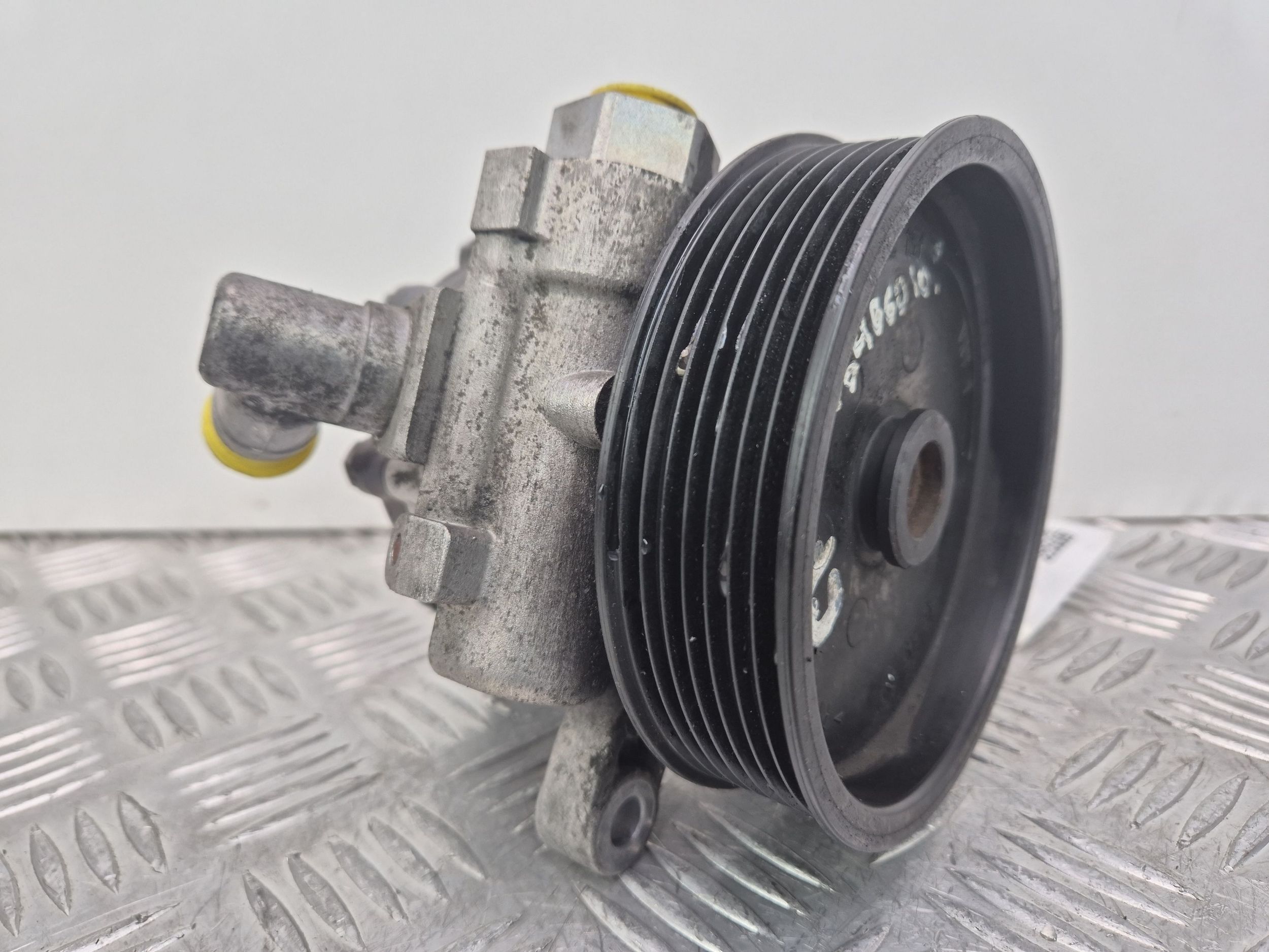 Mercedes CLK 320 CDI W209 servo pump A0064660101