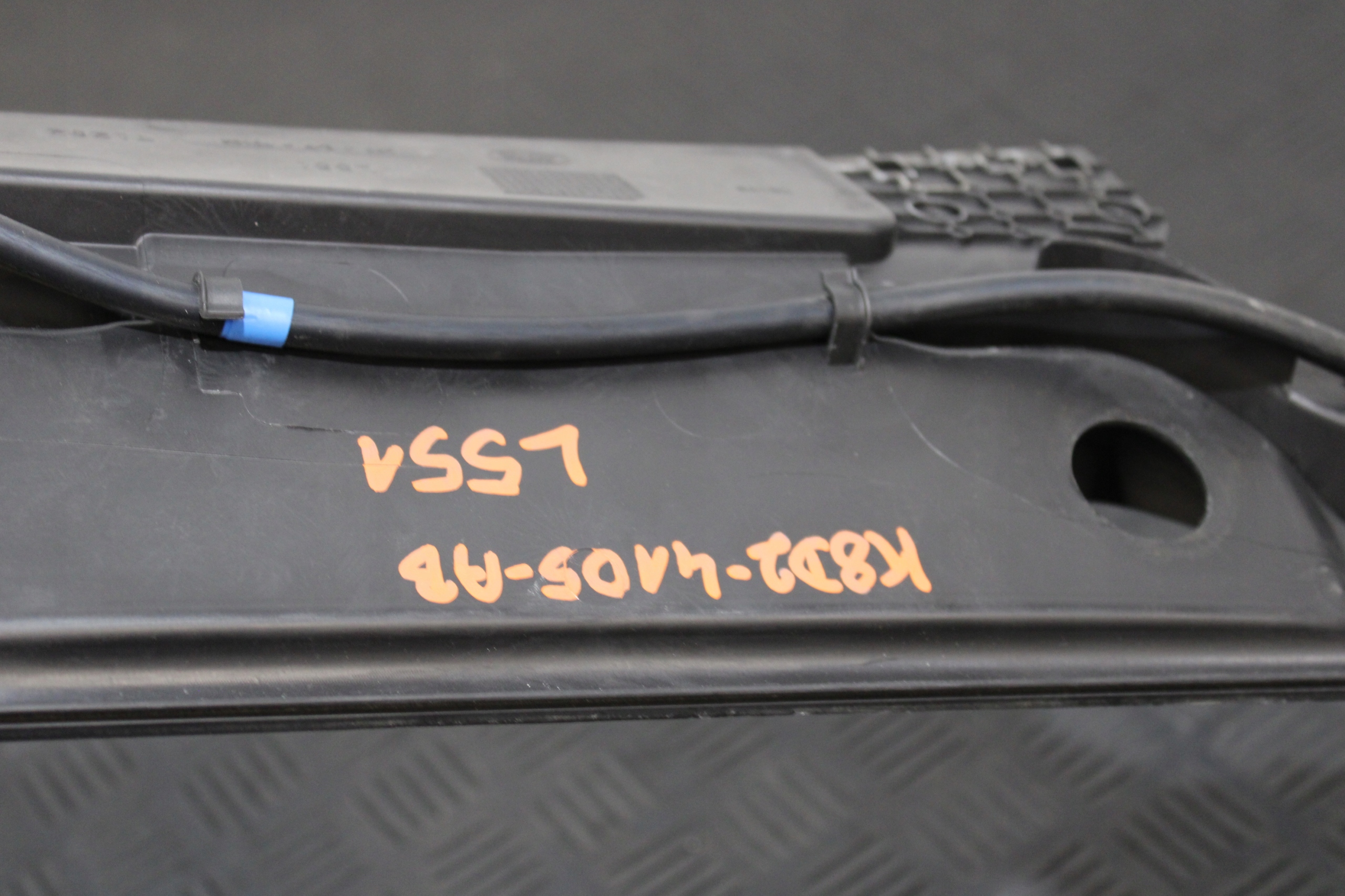 torpedo K8D2-4105-AB LAND ROVER EVOQUE II 2 L551
