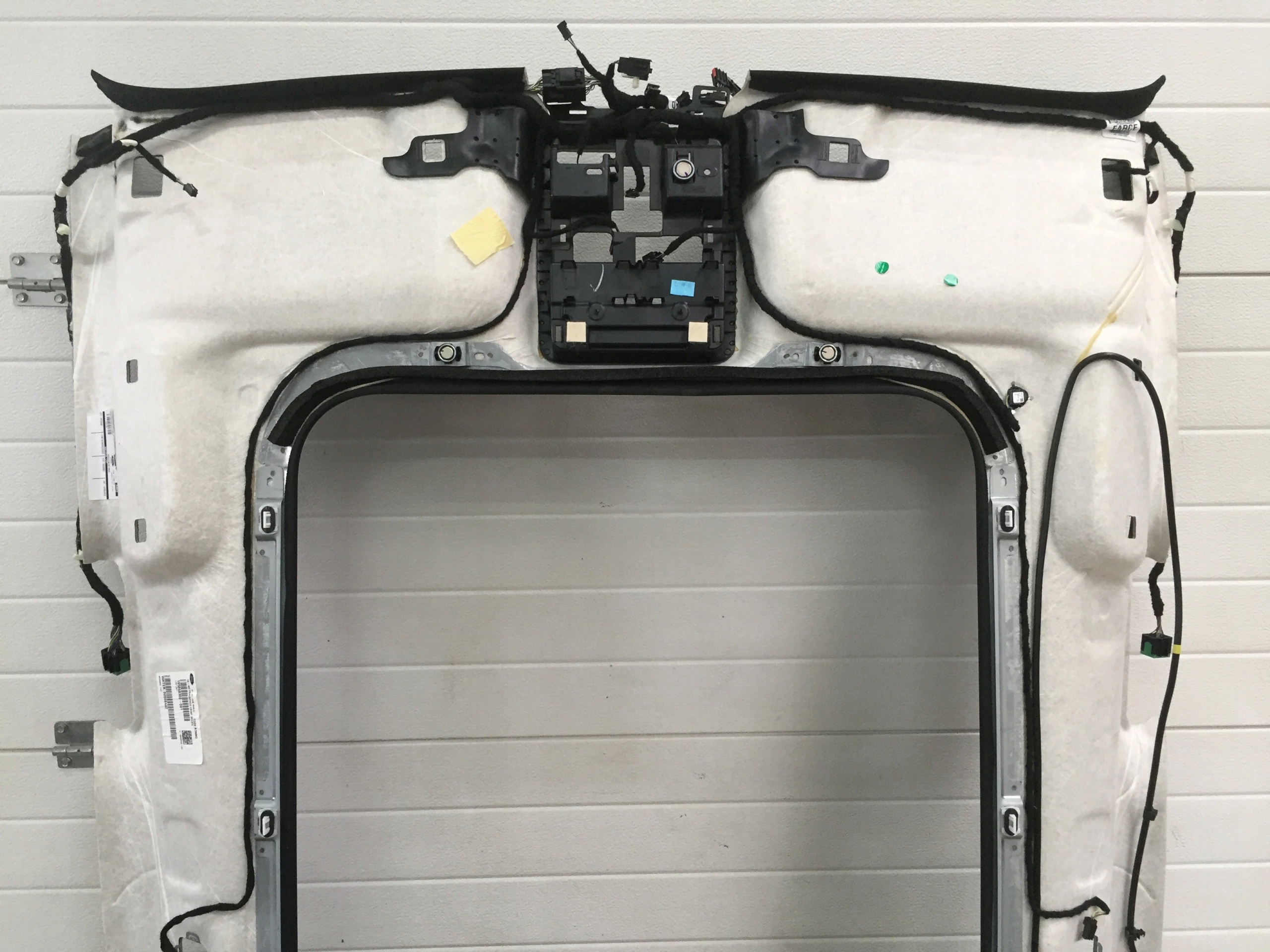 FORD KUGA MK3 III PODSUFITKA SUFIT PANORAMA DACH LV4B-S51916-PF Wersja Europejska