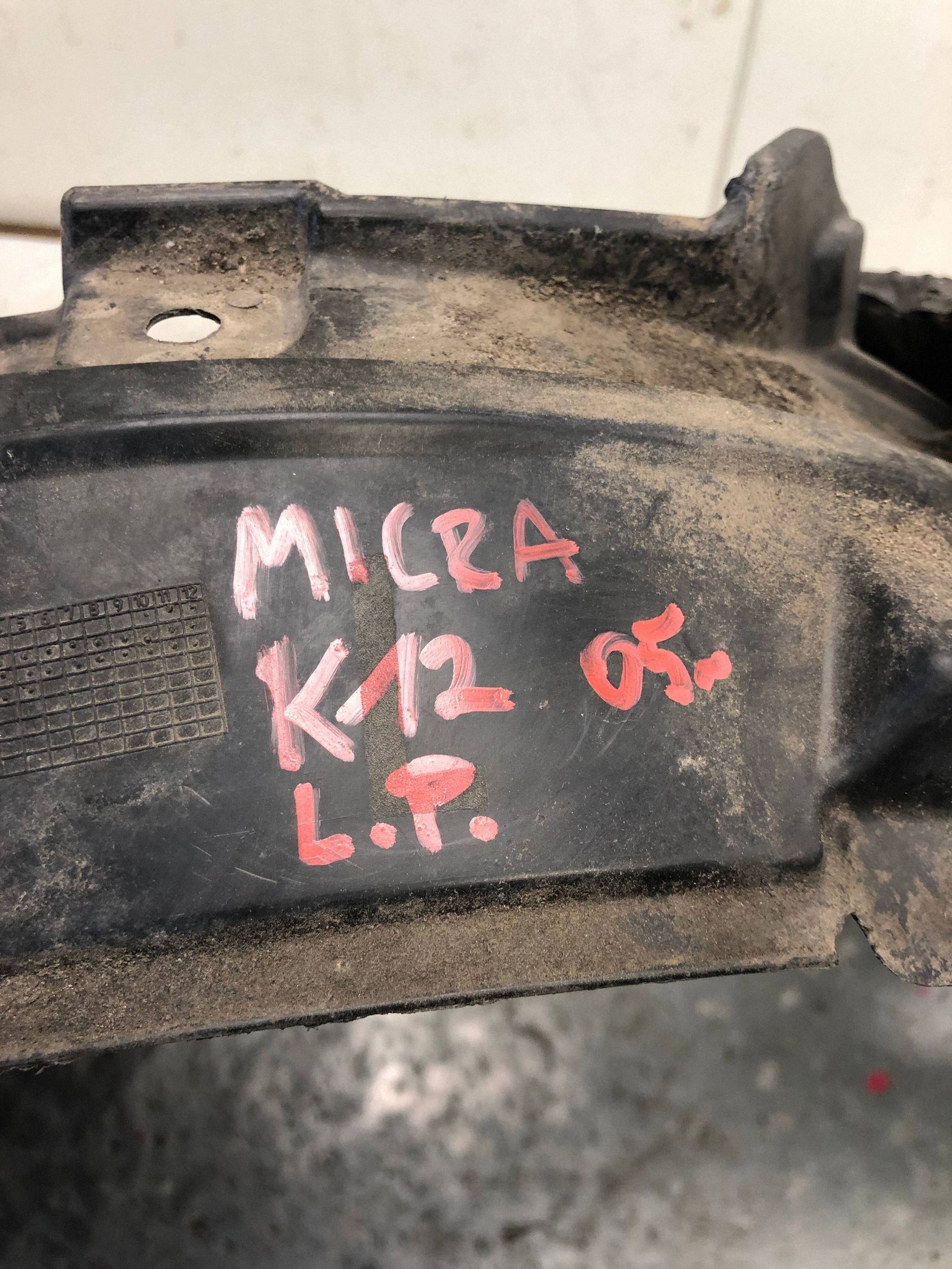 mudguard left front NISSAN MICRA K12 63843AX600