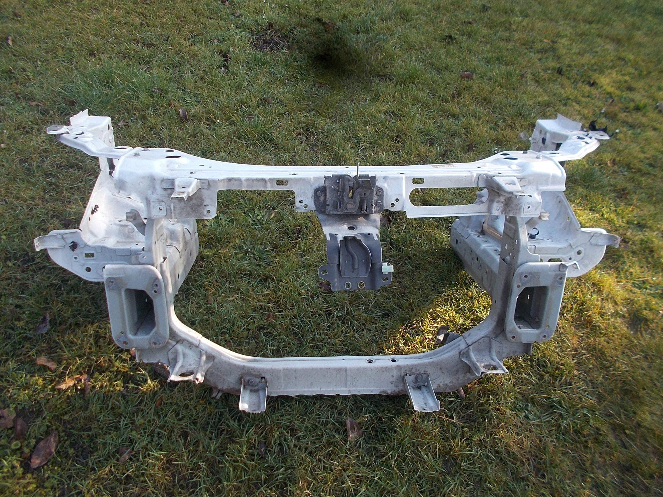 OUTLANDER II 10-12 PAS PRZEDNI WZMOCNIENIE CZOŁOWE