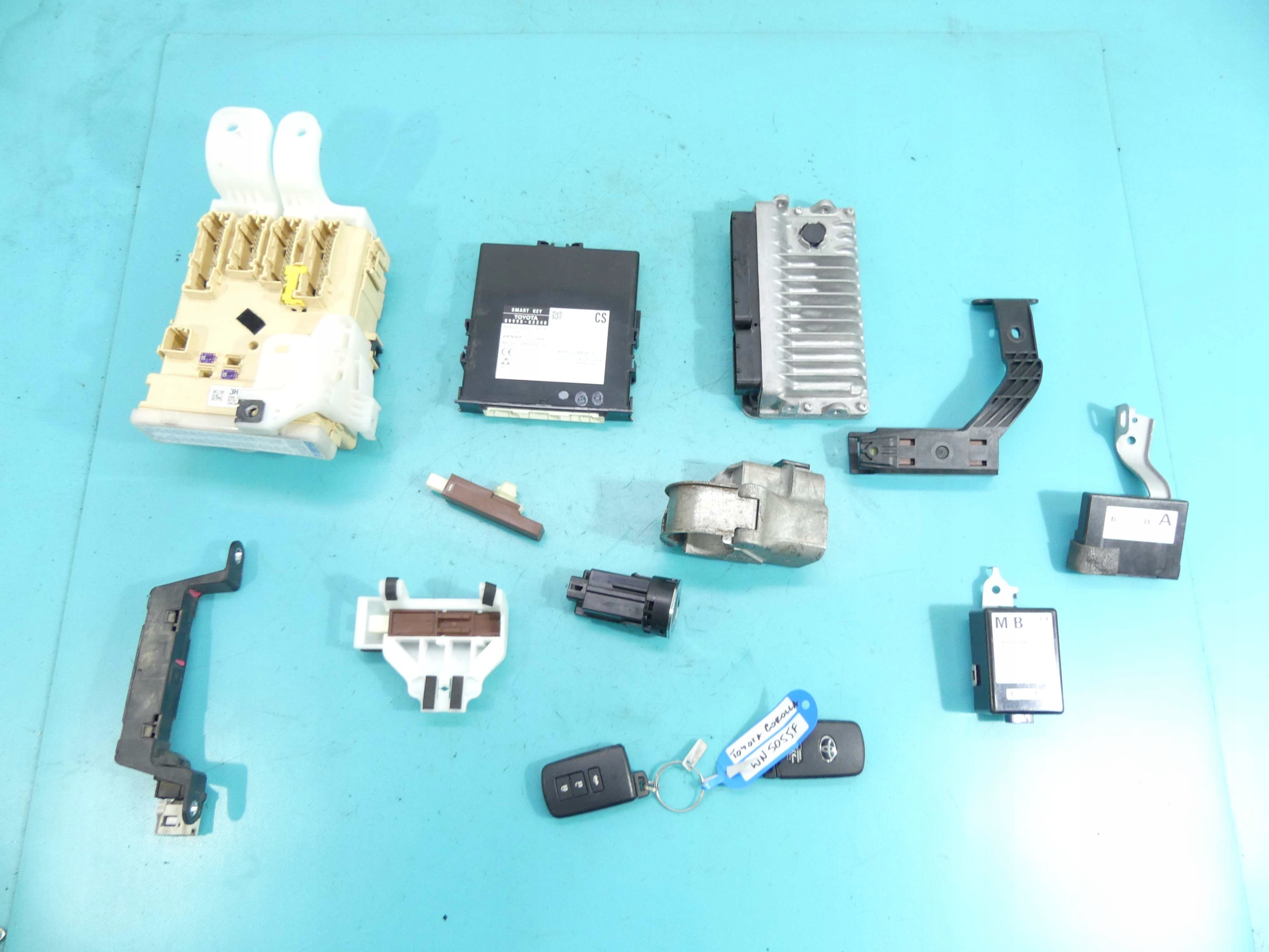 КОМП'ЮТЕР КОМПЛЕКТ TOYOTA COROLLA E16 E18 1.6B6v