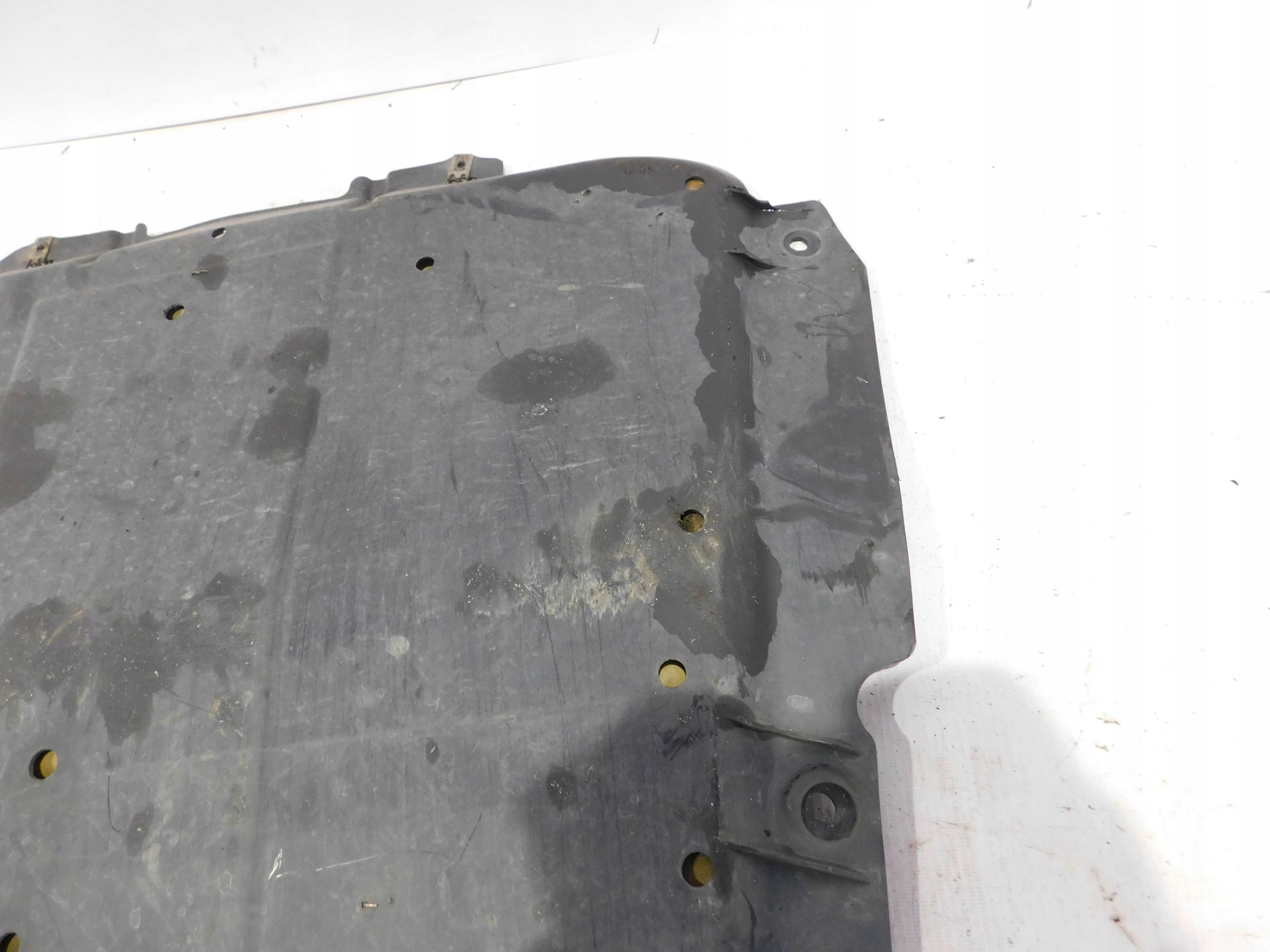 cover lower of the engine DACIA SANDERO II 2