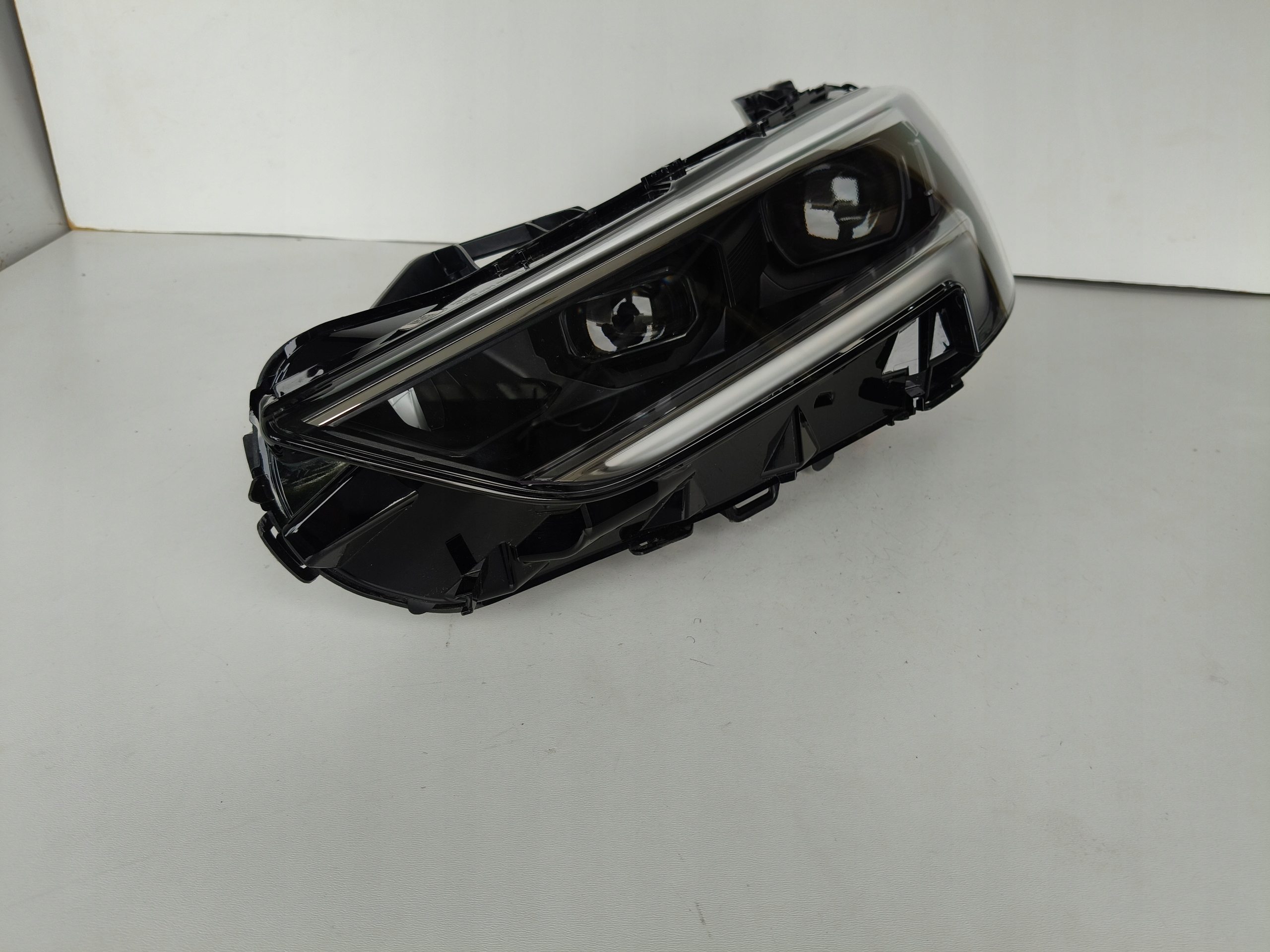 NO-WA- light left REFLEKTOR OPEL INSIGNIA B 20- LIFT FULL LED INTELLI LUX