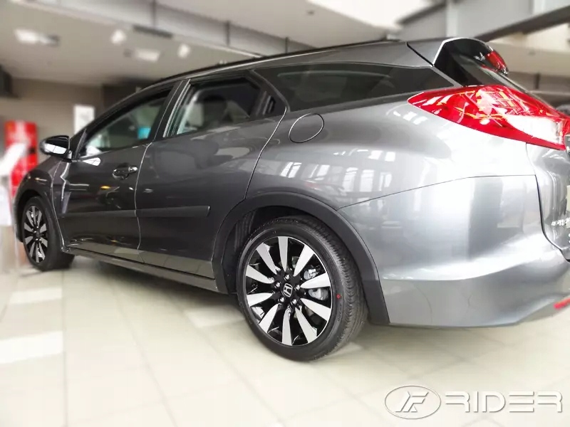 Honda Civic Tourer IX bočné lišty