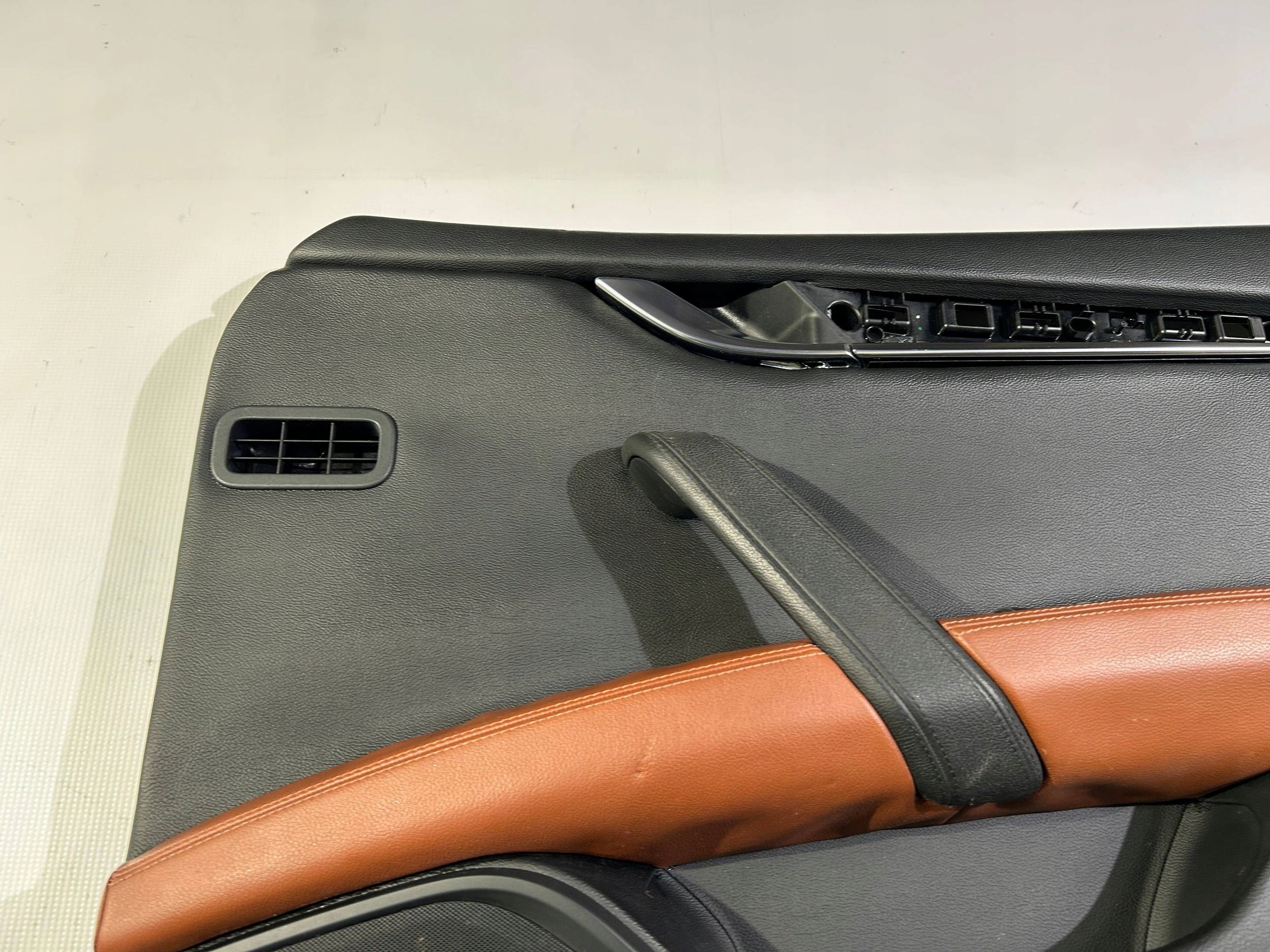 side upholstery door right front przednich Maserati Ghibli M157 2013