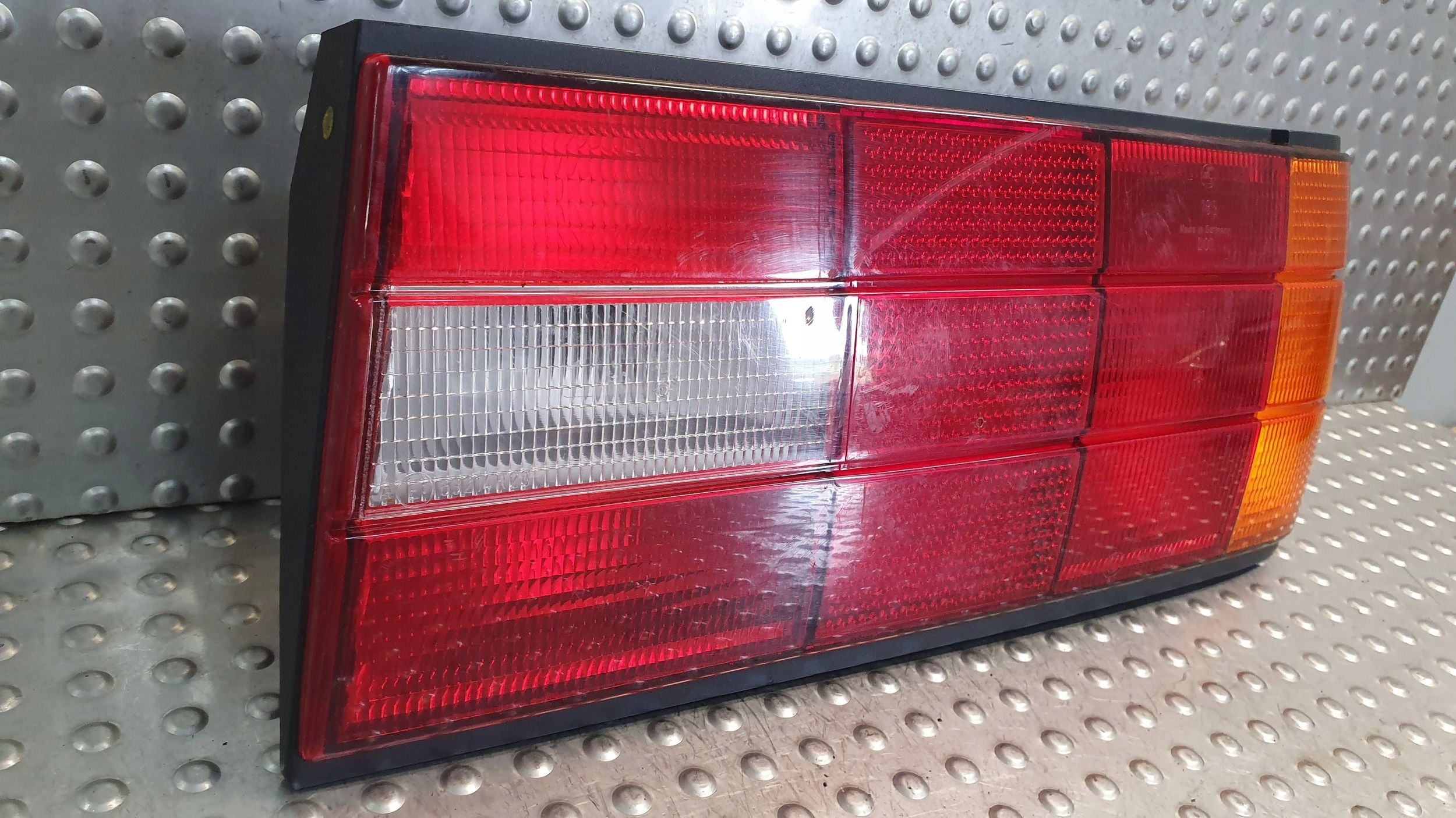 light rear part right BMW 3 E30 1380858 82