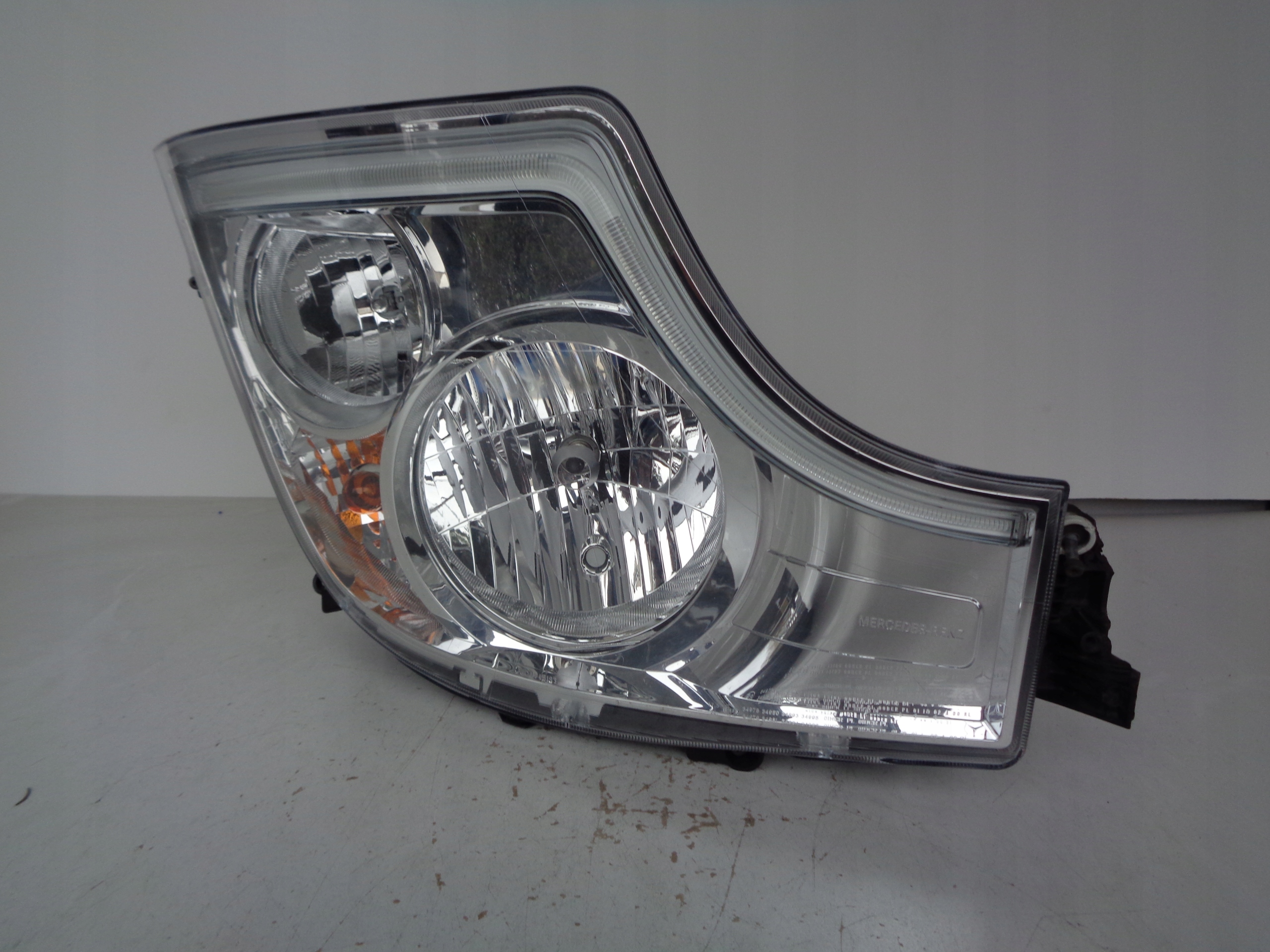 light right REFLEKTOR MERCEDES ACTROS MP4 W960 LED