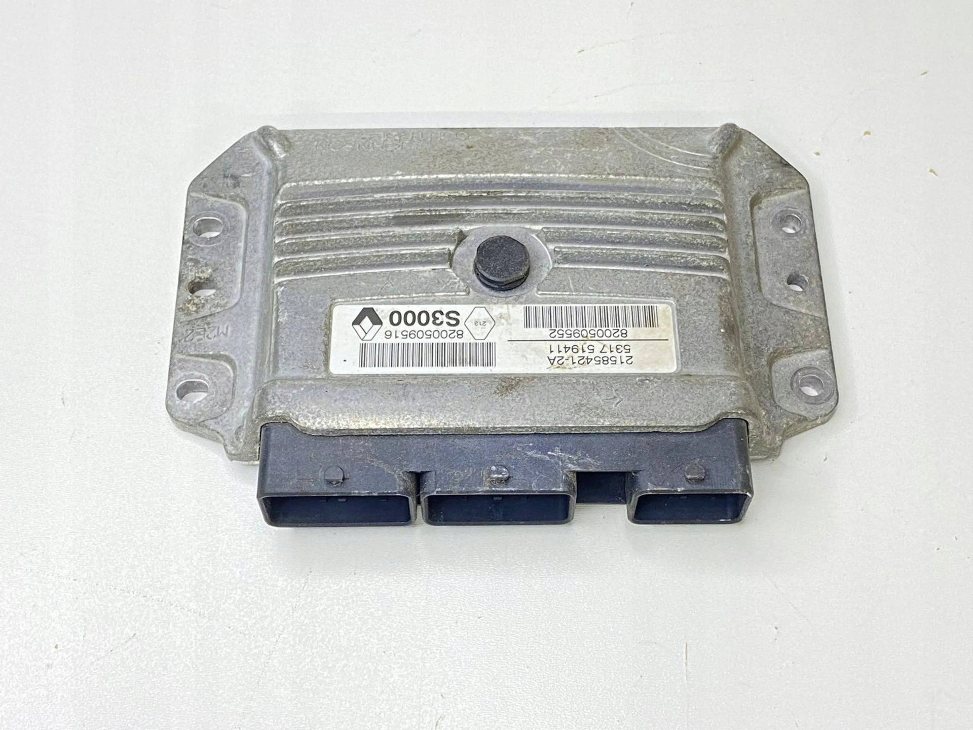 control unit of the engine Renault Grand Scenic 2 2006 8200509516