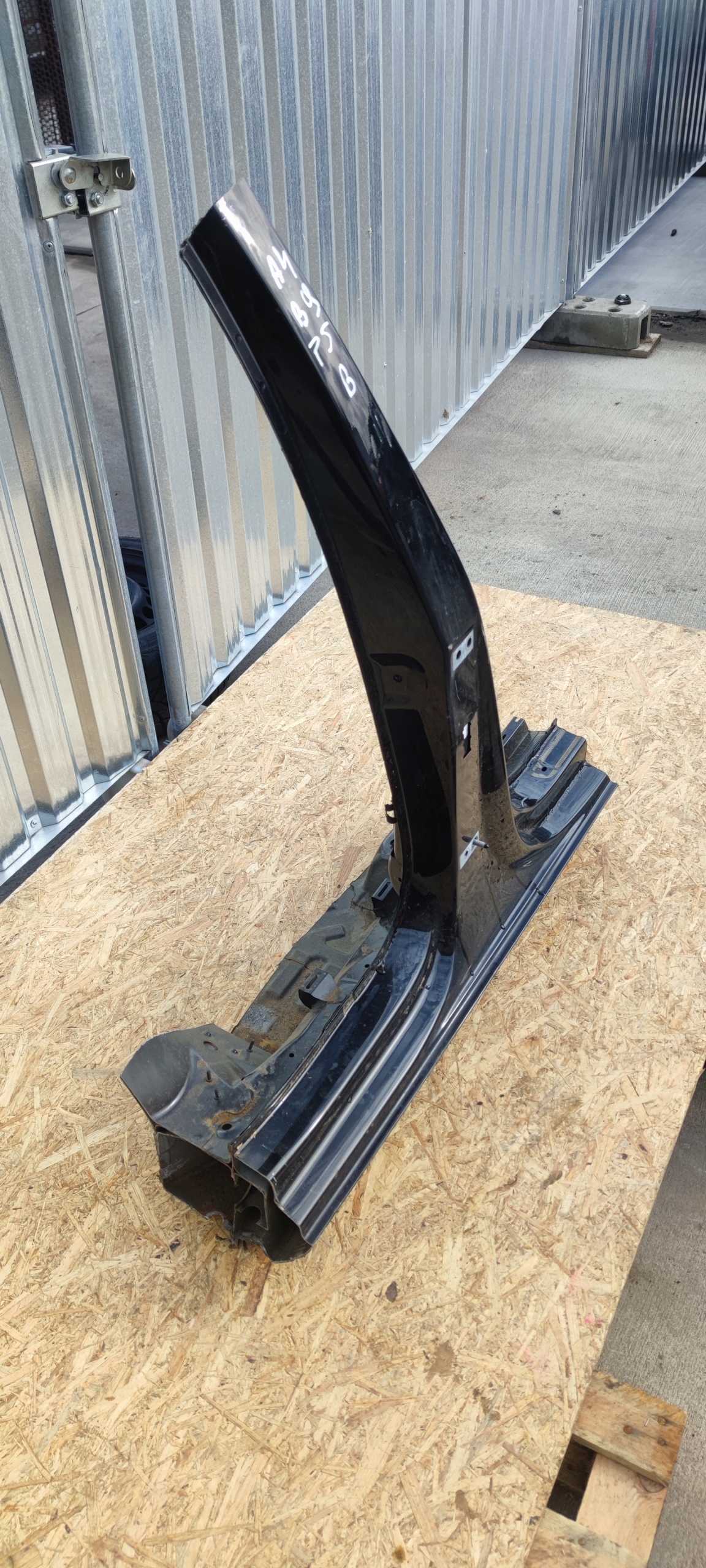threshold quarter pillar B right AUDI A4 B9 ORG !