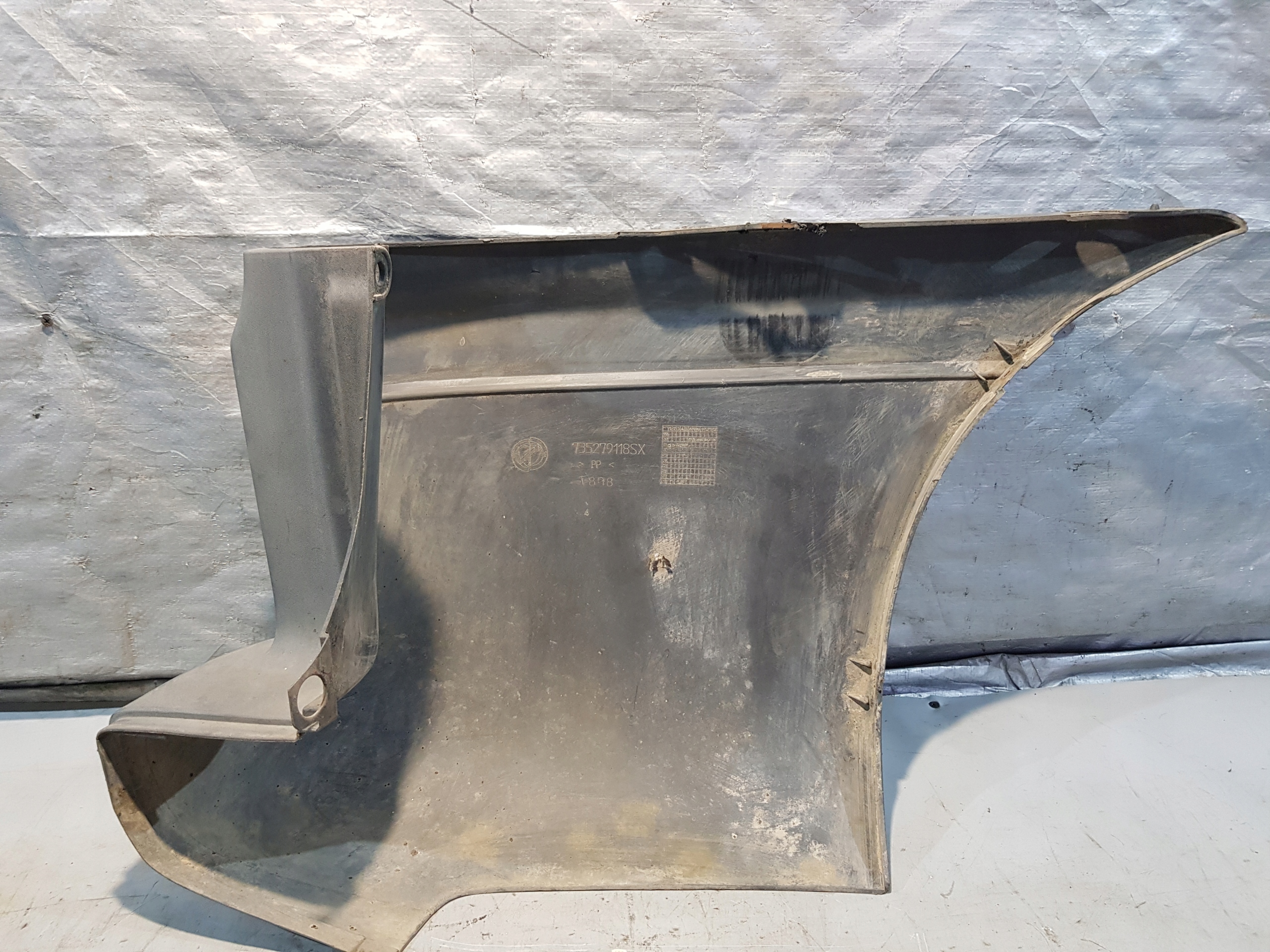 Paraurti posteriore KOMPLET FIAT DOBLO e 1.9D 01r.