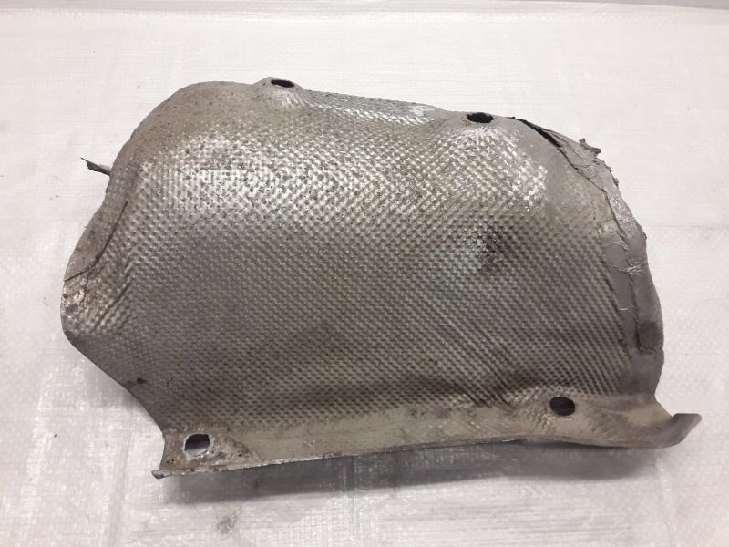 PORSCHE 911, 996 ТЕПЛОЗАХИСНИЙ ЕКРАН ПРАВИЙ ЗАДНІЙ