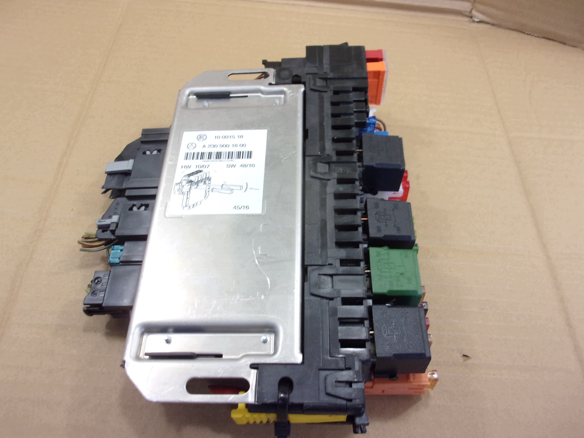 MERCEDES R230 SL 230 SL 500 control unit module SAM A2309001600