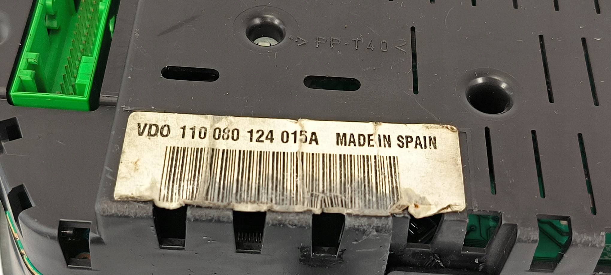 dials clock 110080124015A VOLKSWAGEN POLO