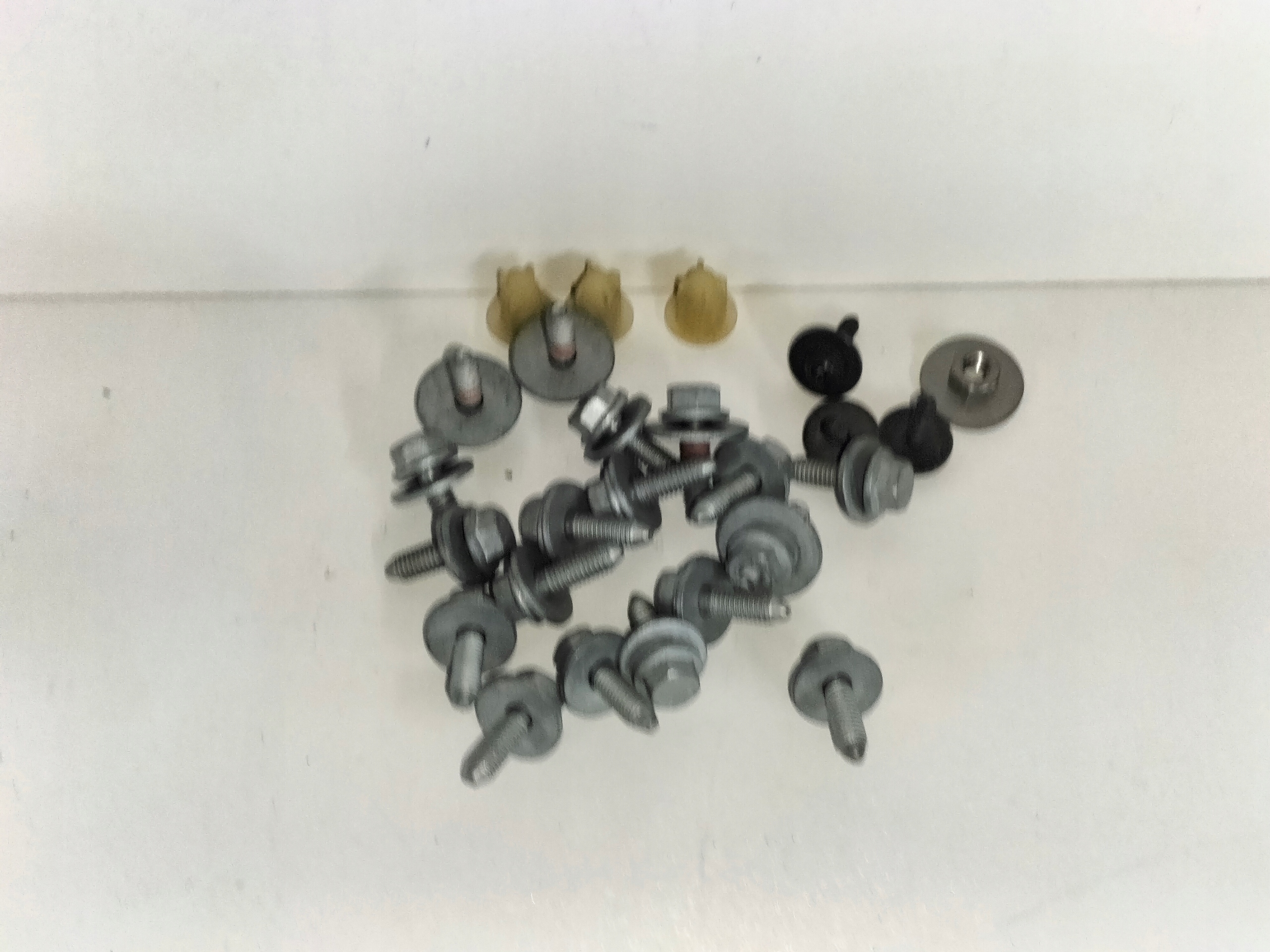MONTAGGIO DI MONTAGGIO SPINEK PARAFANGO DACIA SANDERO III 20