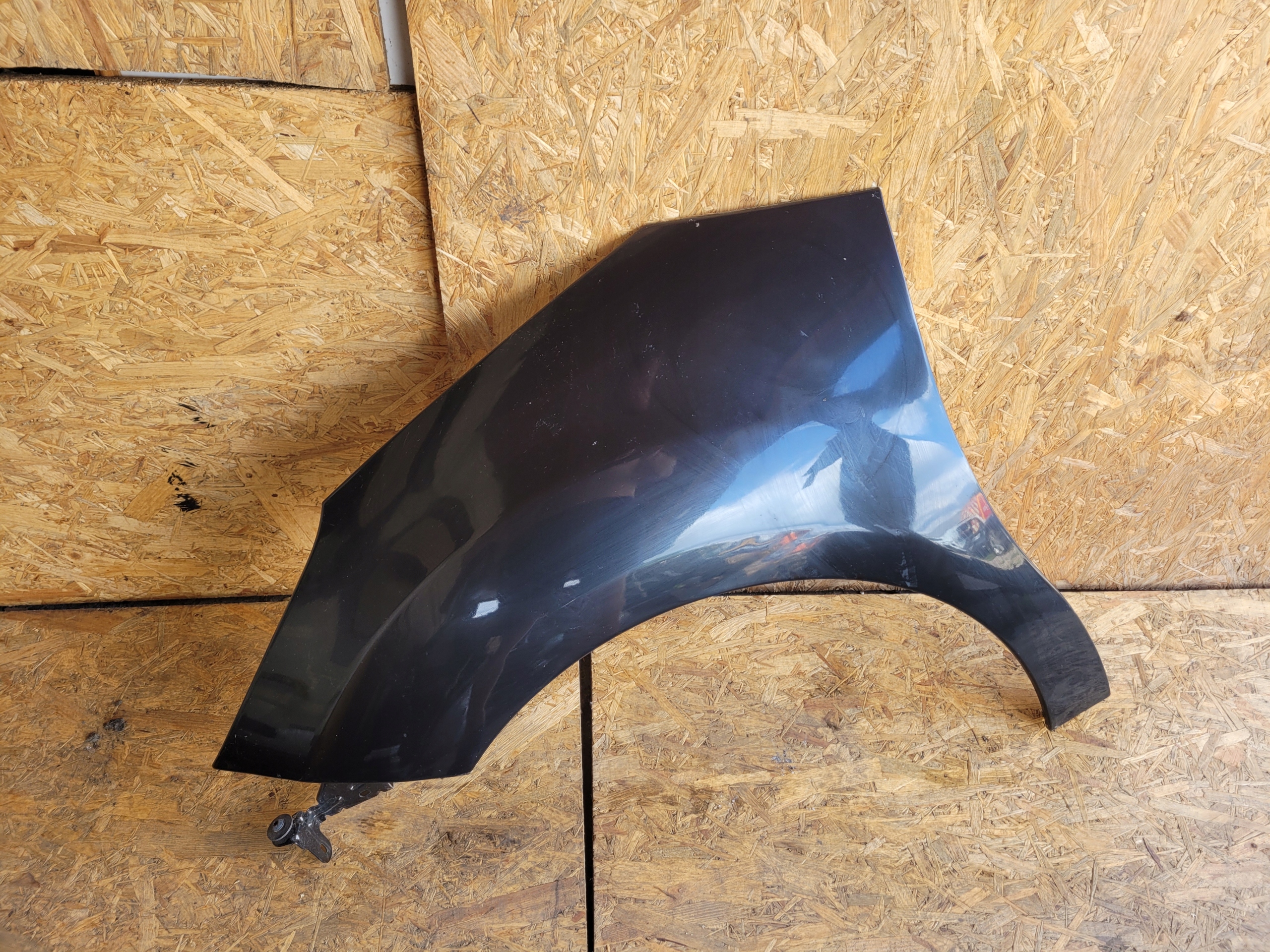 fender front front left CITROEN C3 II DS3 and