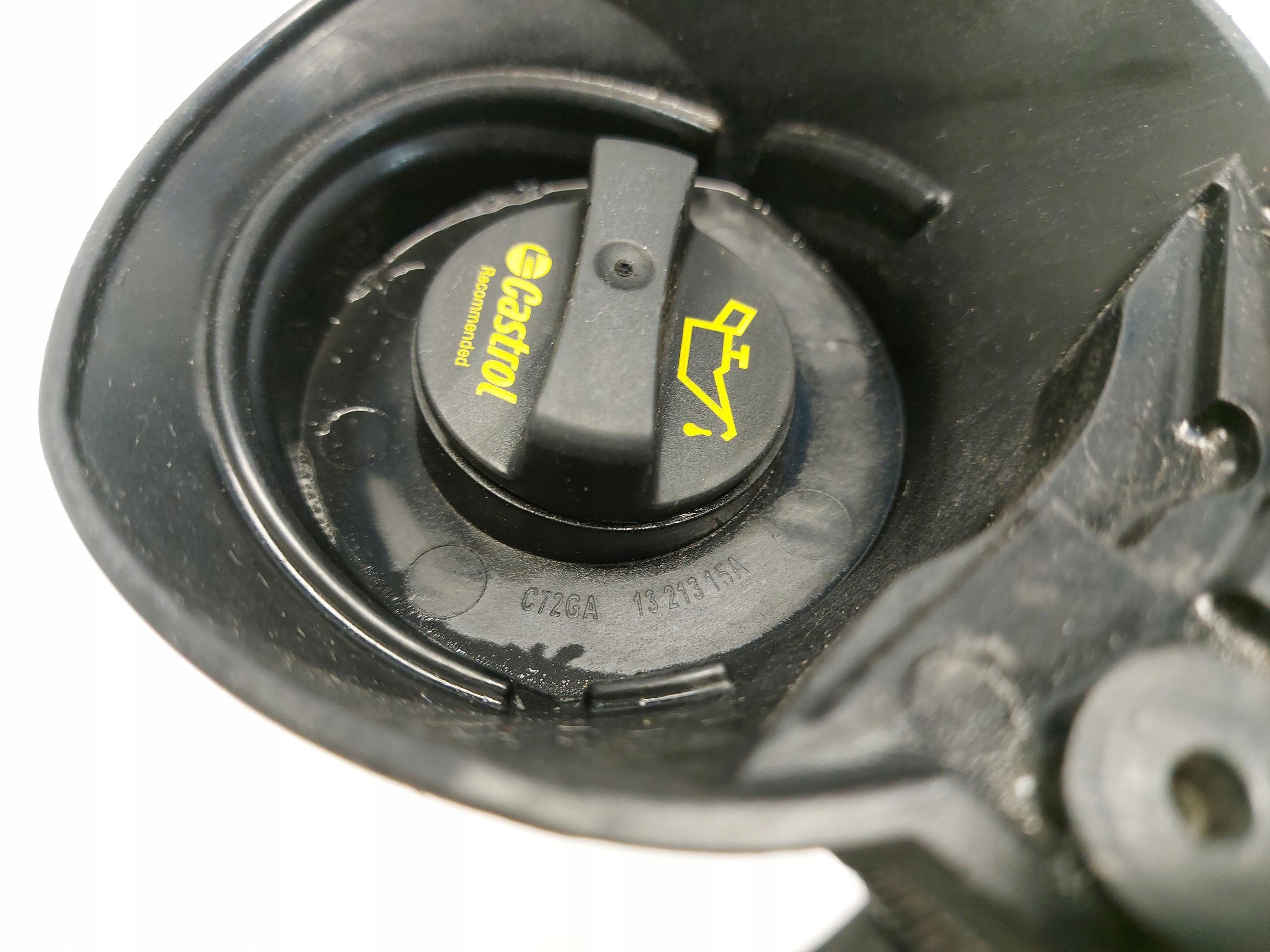 Ford Transit Custom LIFT pipe tanks oil