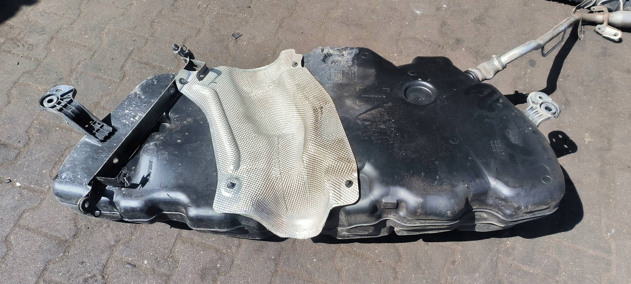 tank 31405483 VOLVO V60 II