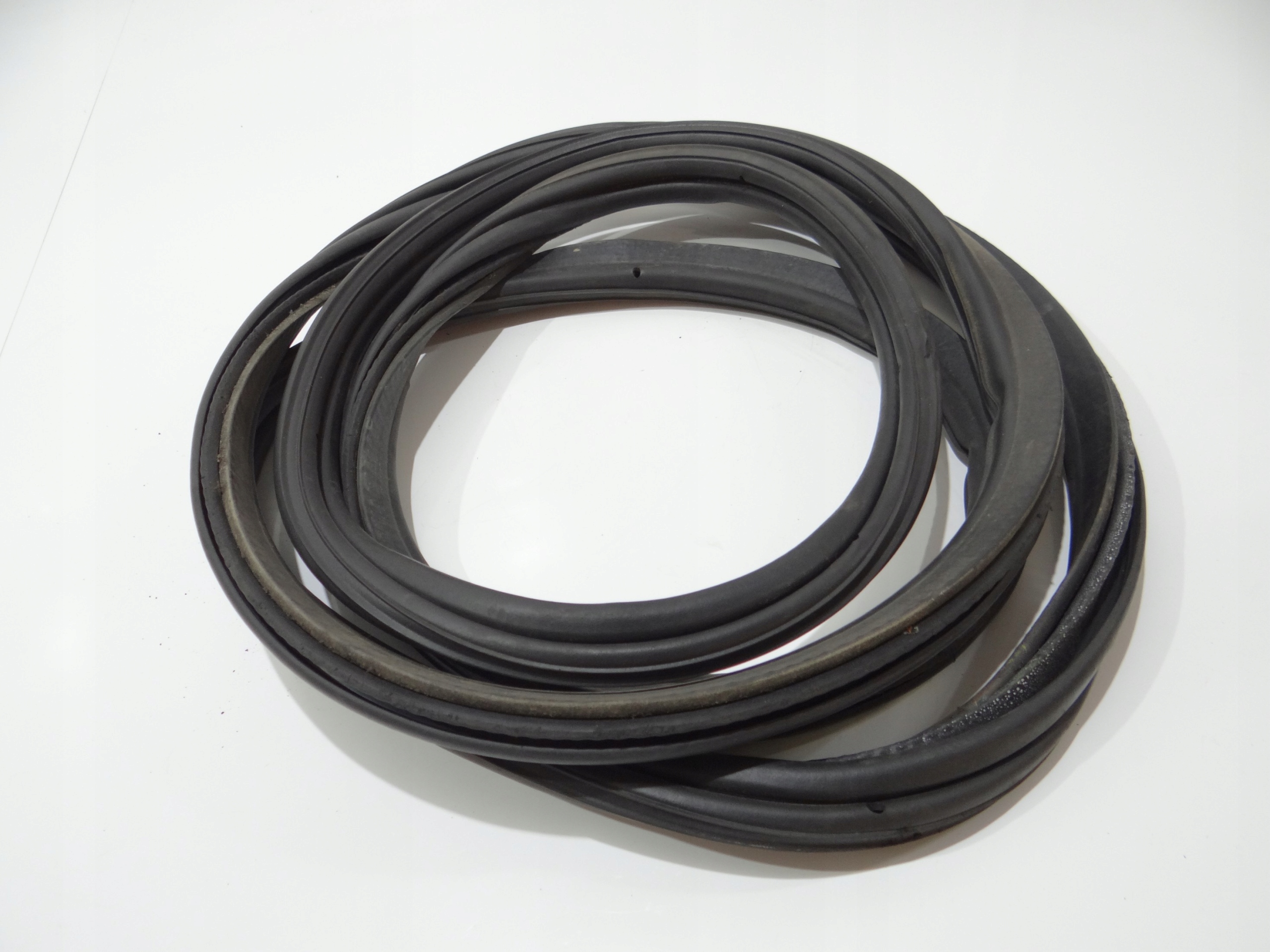 gasket bonnet boot BMW X5 E70 LCI