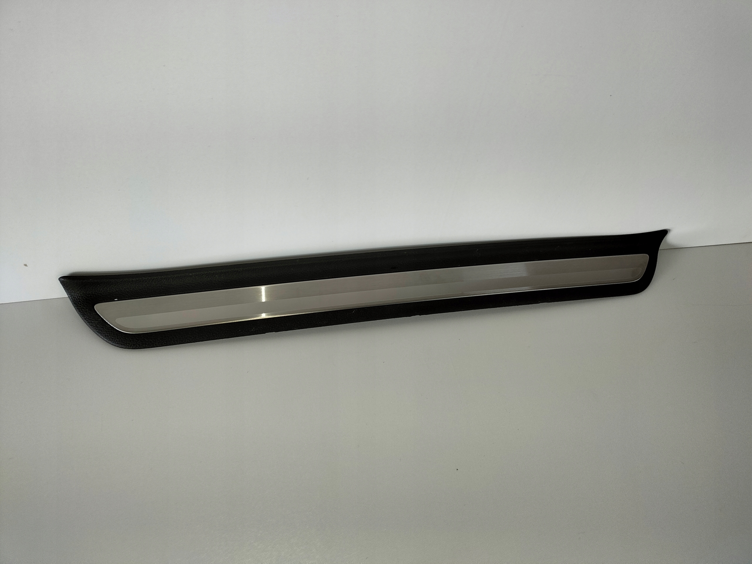 moulding cap of the threshold front right kia CEED III 18
