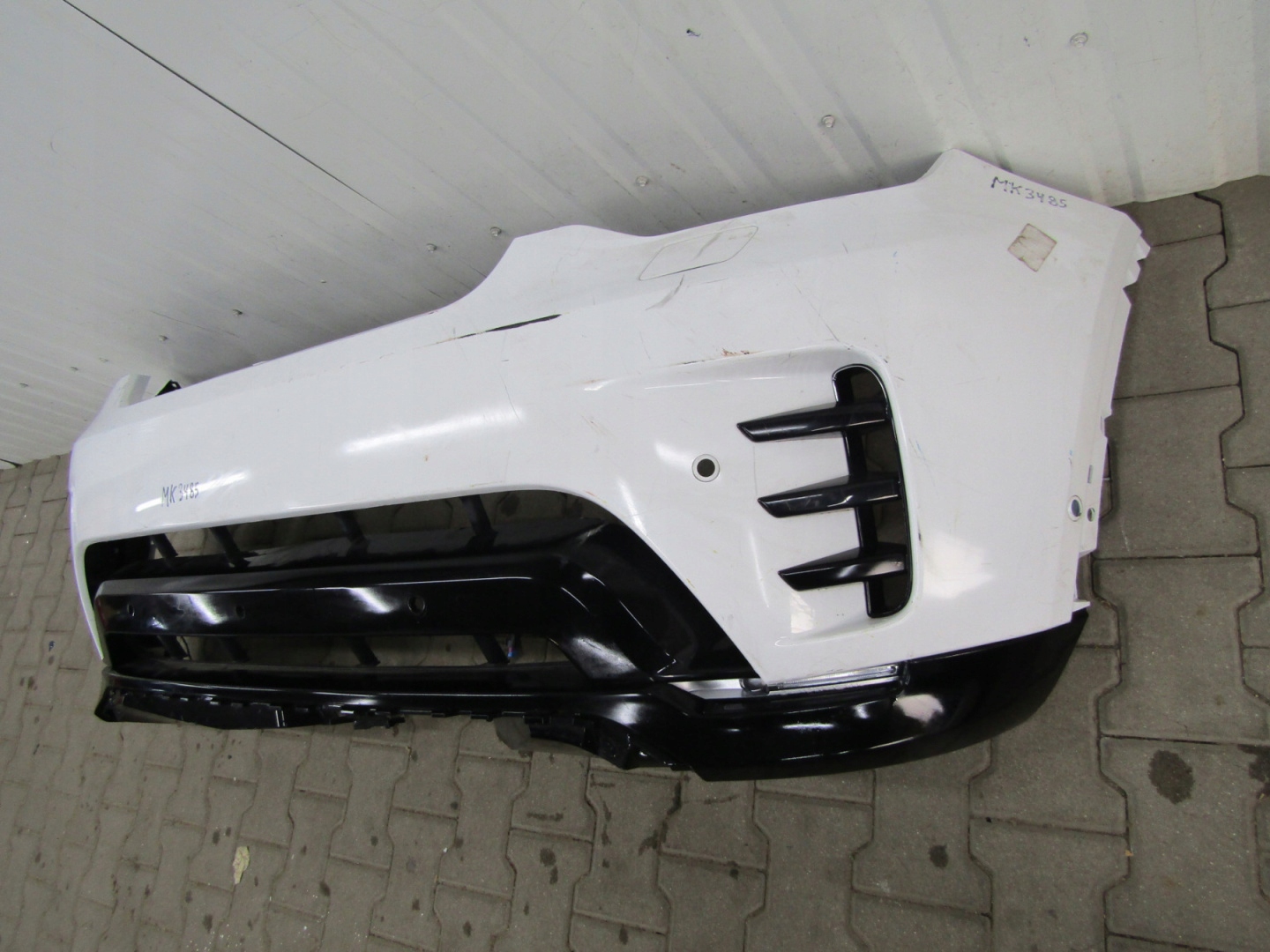 Zderzak przód przedni Land Rover Discovery R Dynamic Lift 21- (LEDY) Stan opakowania oryginalne