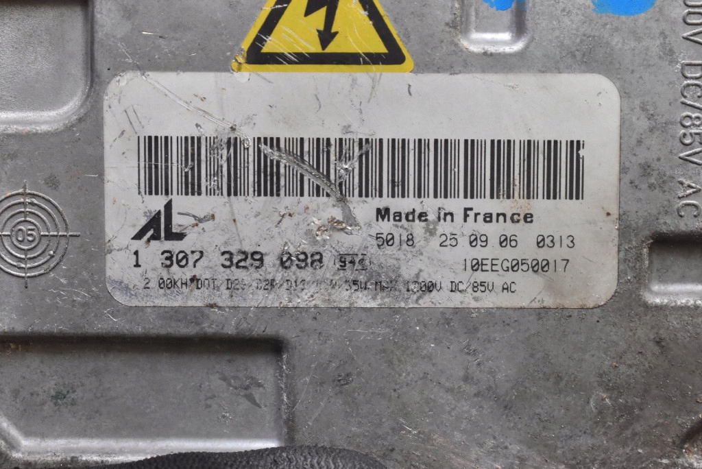 control unit XENON KSENON left 1307329098 VOLVO S40 V40 2 II 04-07