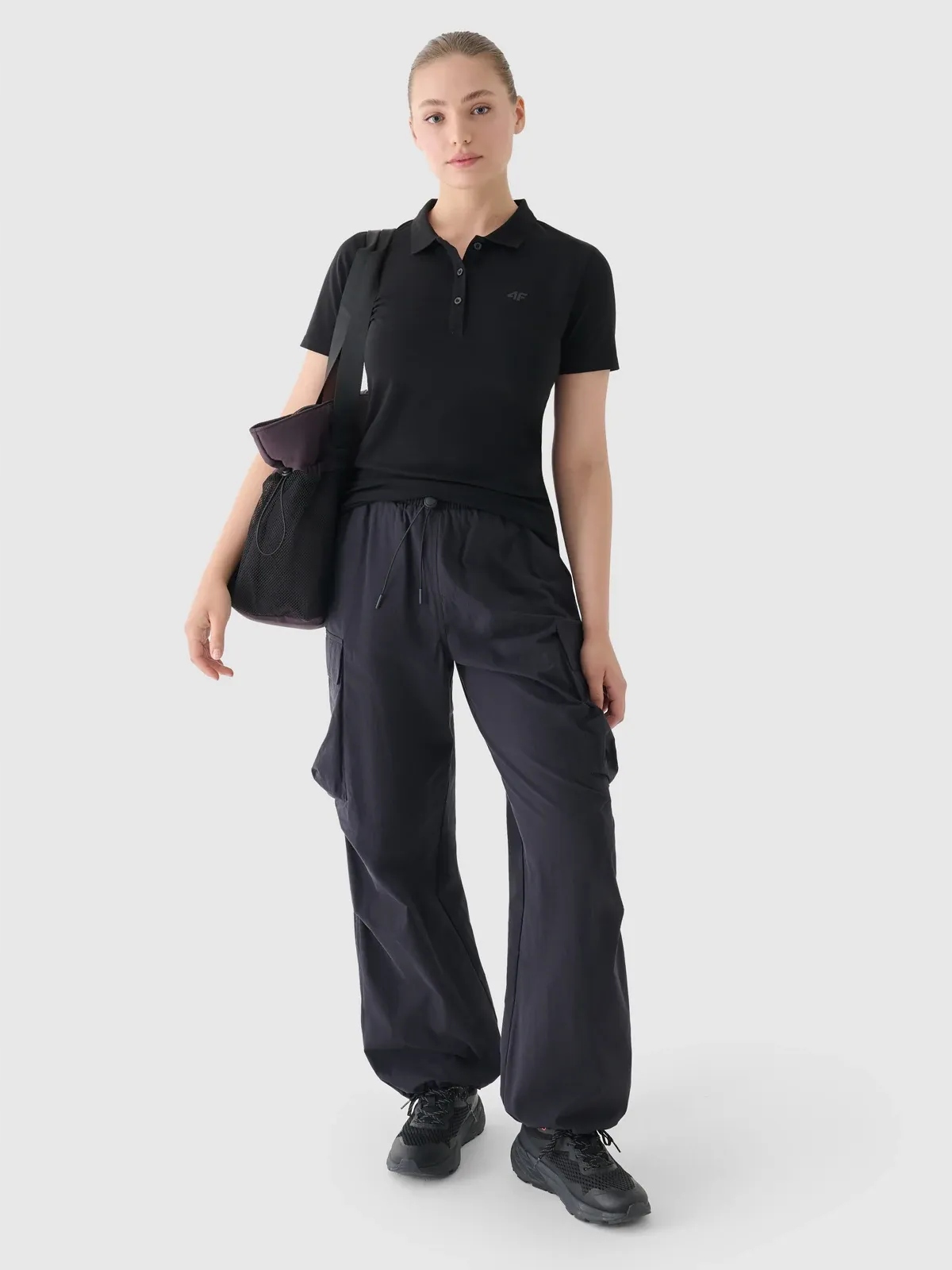 KOSZULKA DAMSKA 4F POLO T-SHIRT POLÓWKA BAWEŁNIANA ODDYCHAJĄCA MM00F317 Rozmiar M