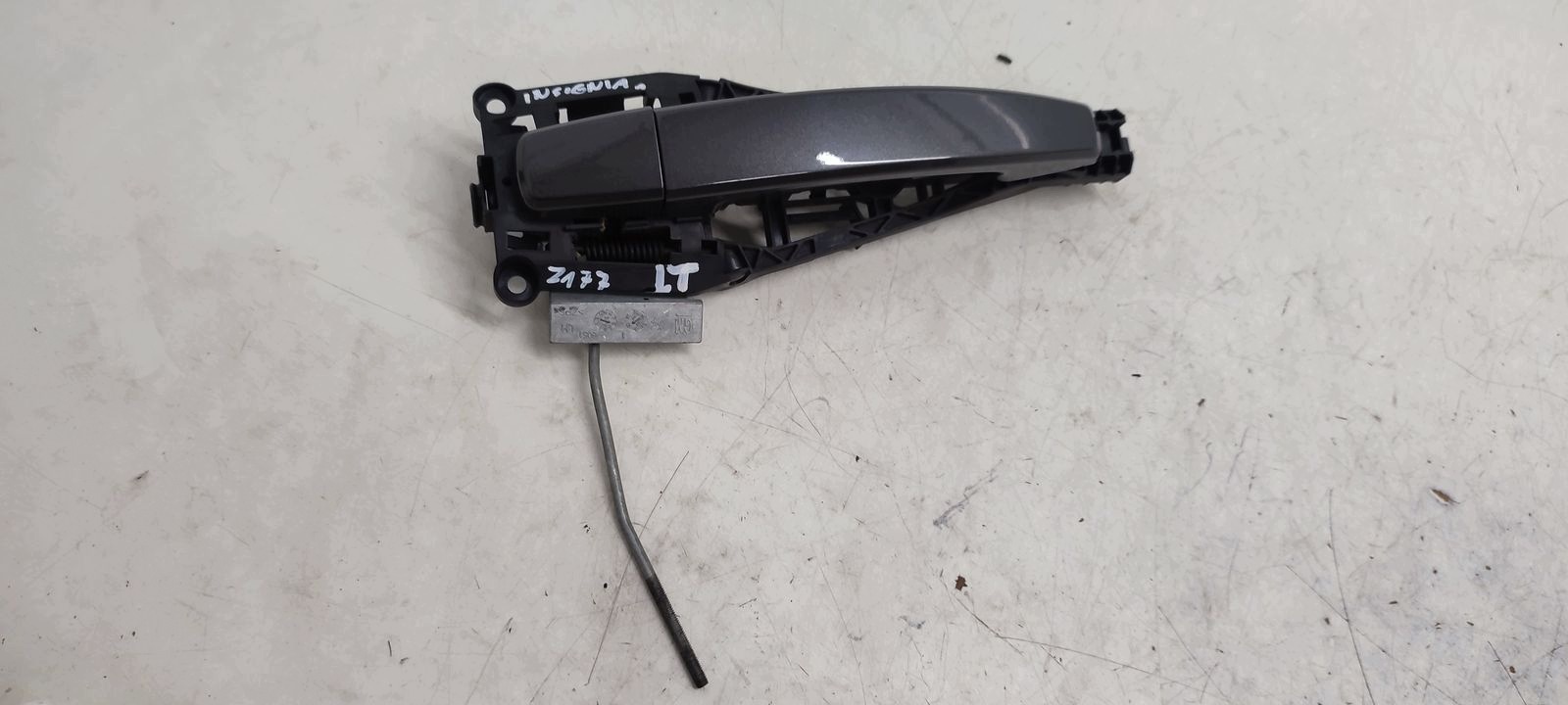 handle rear part rear left Opel Insignia A kombi Z177