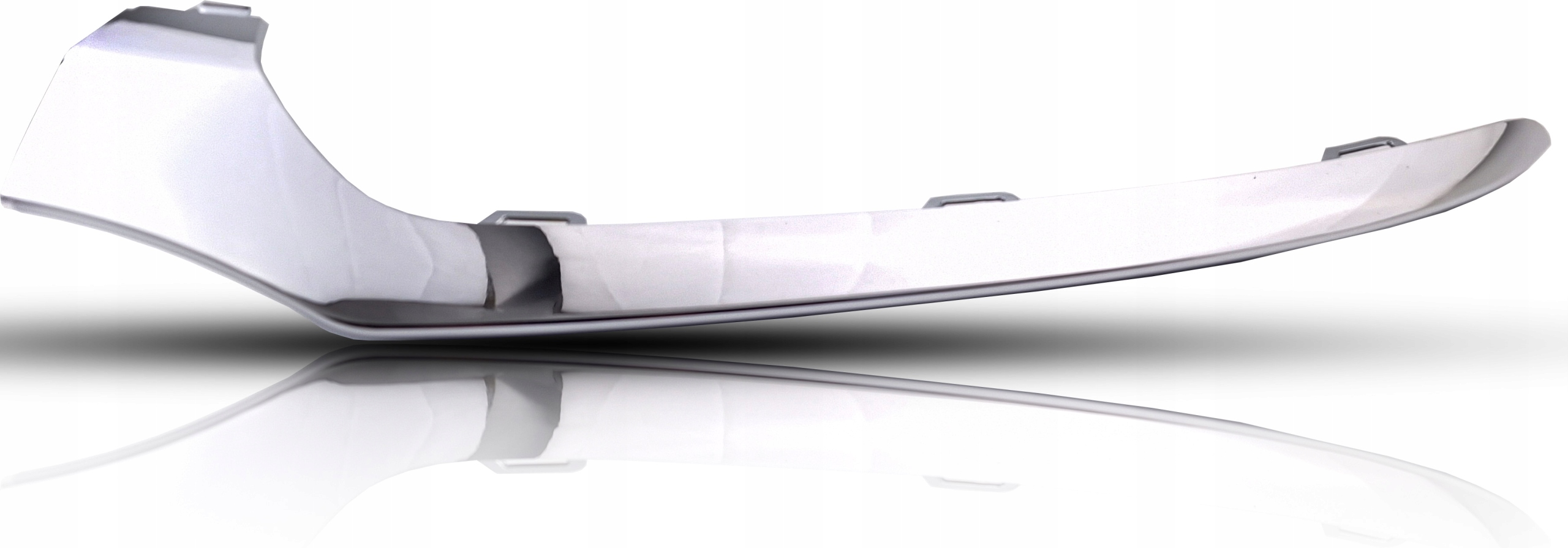 LISTWA OZDOBNA CHROMOWANA SZPROS ZDERZAKA MERCEDES W205 AMG BOCZNA LEWA