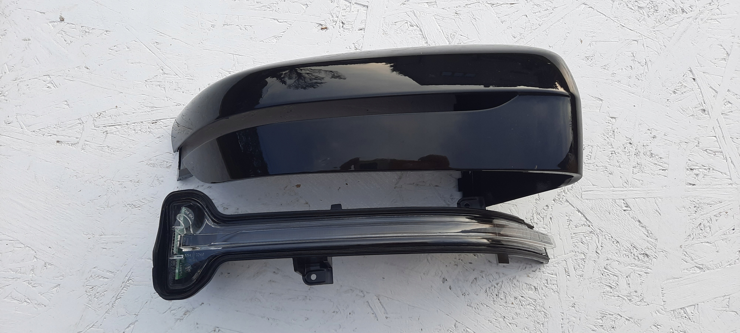 2241.3014M475 - BMW 3 4 G20 G21 G22 корпус дзеркала LED G2X