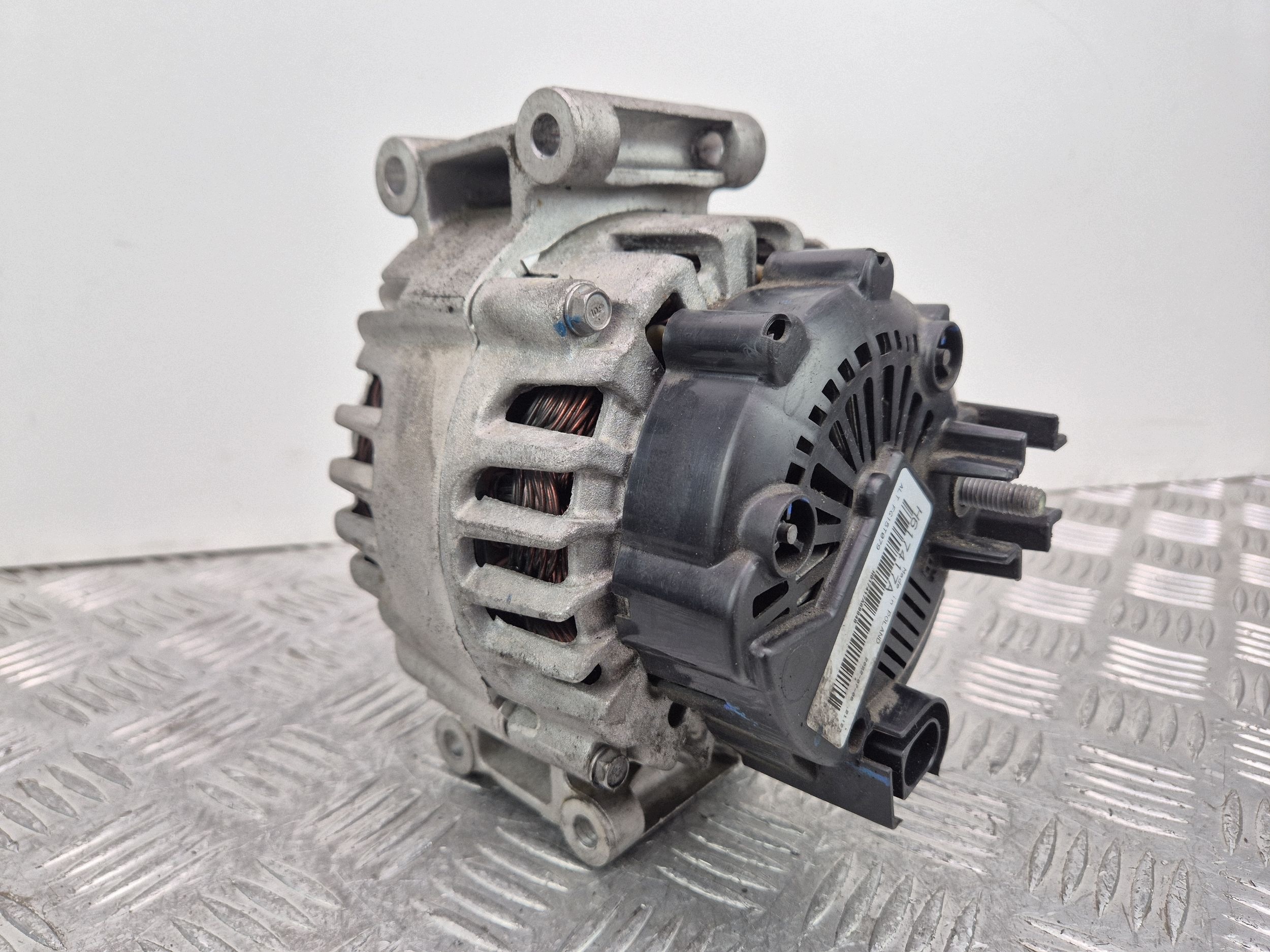 Mercedes 271860 E200 CGI W212 1.8 Alternator A0009067902